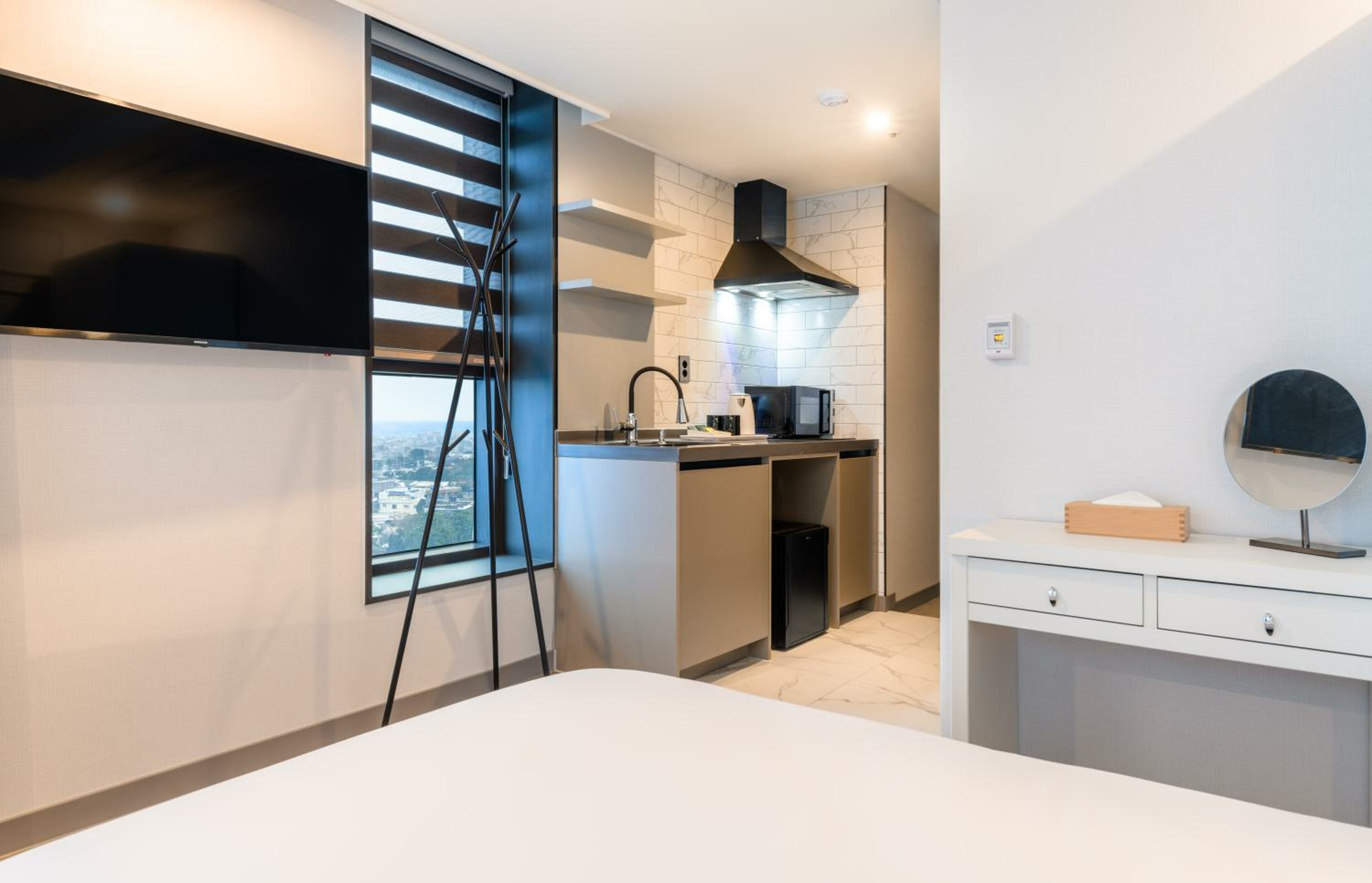 Deluxe Twin Room with Sea View