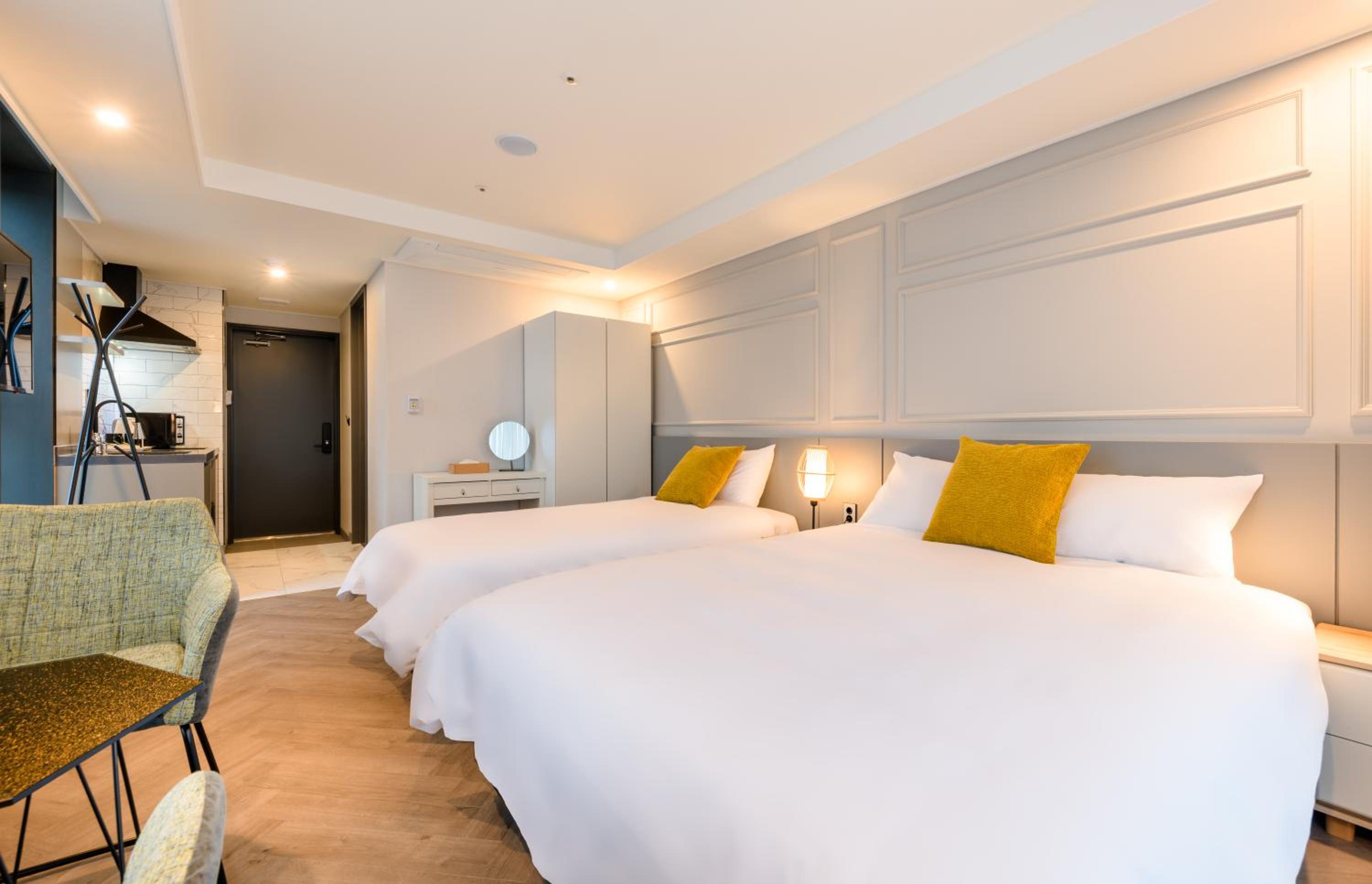 Deluxe Twin Room with Sea View