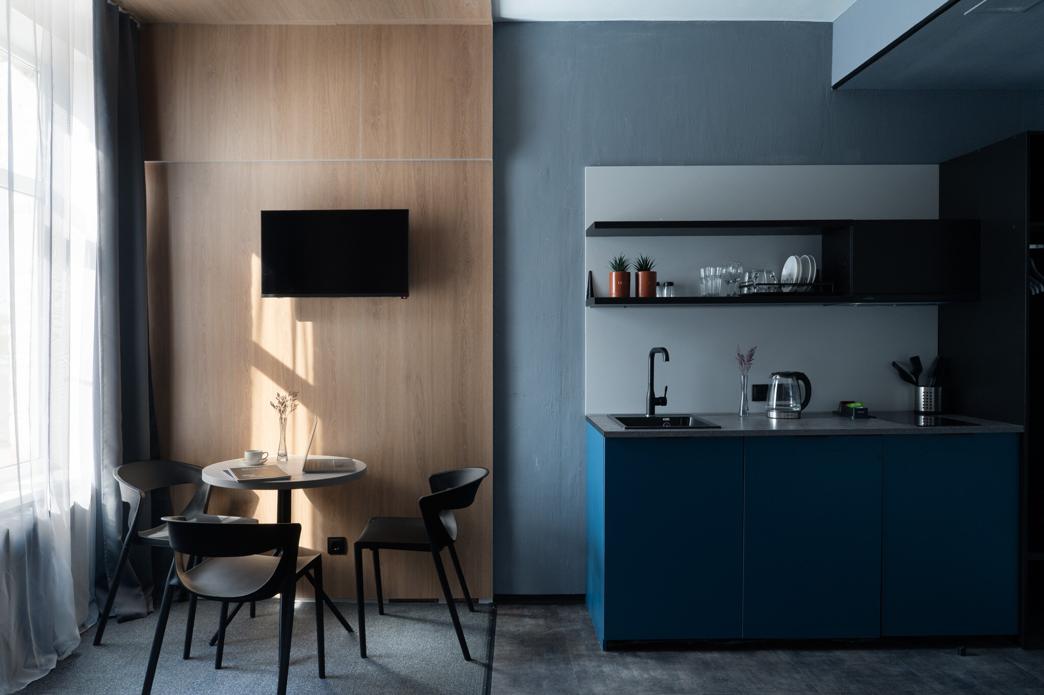 Номер-студия с диваном-кроватью