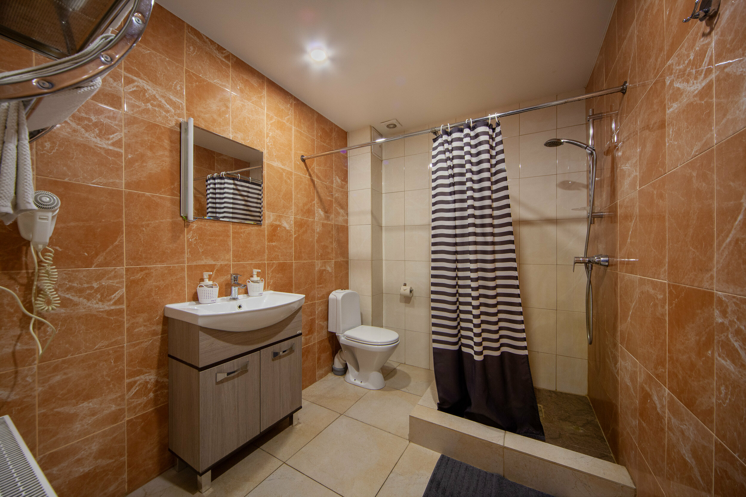 Семейный номер