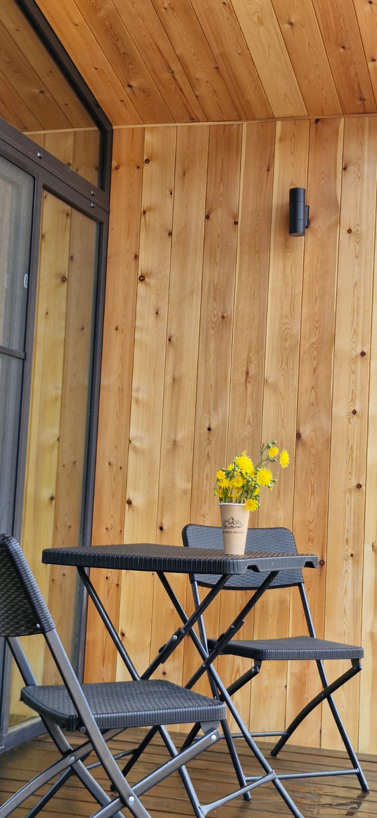 Четырехместный номер с видом на горы