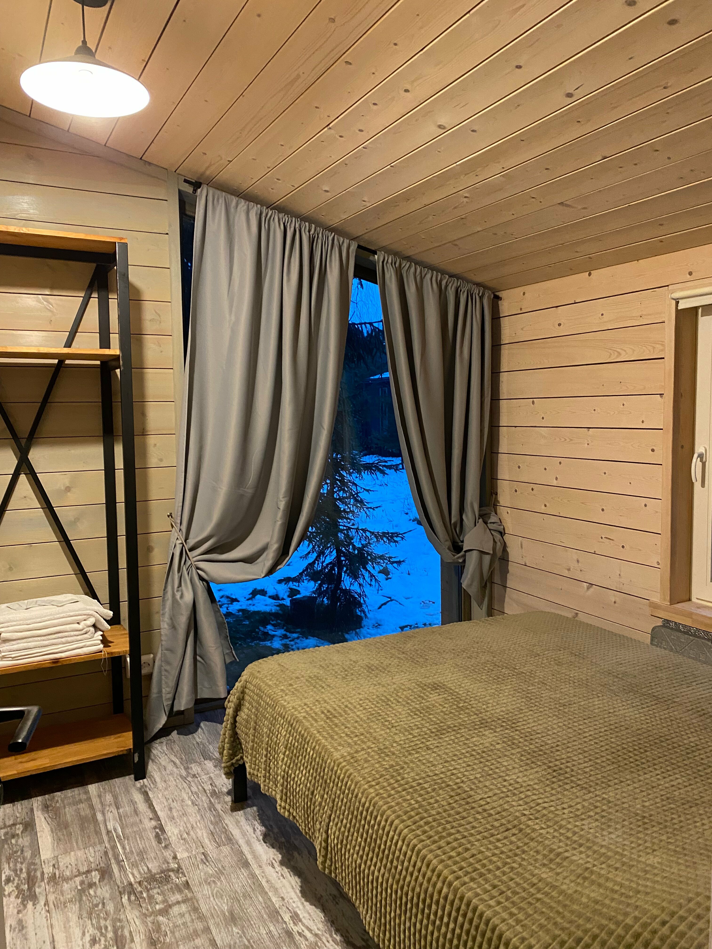 Коттедж с видом на лес