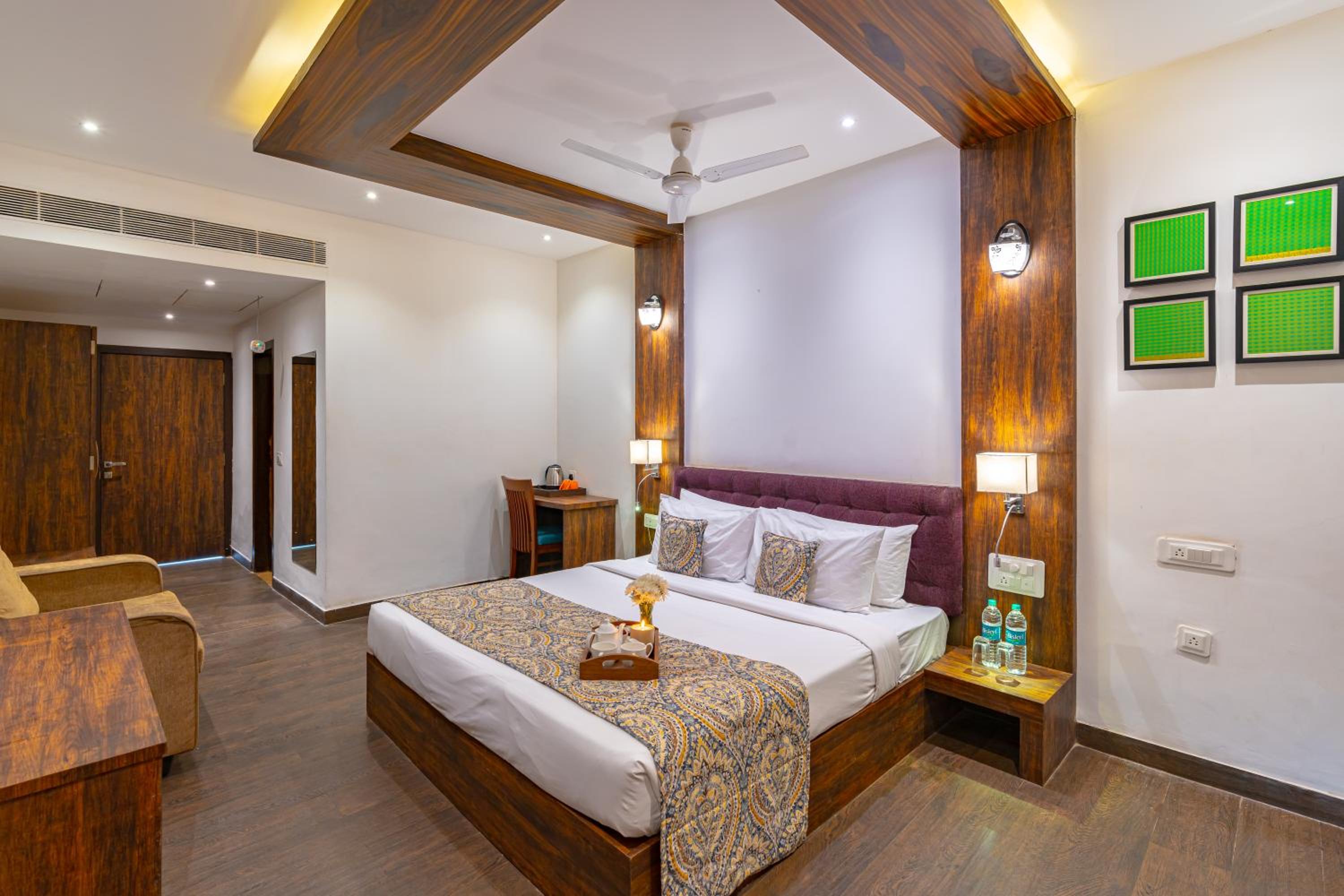Luxury Room with Garden View with Balcony (with complimentary Kayaking and 20% off on Massage session)