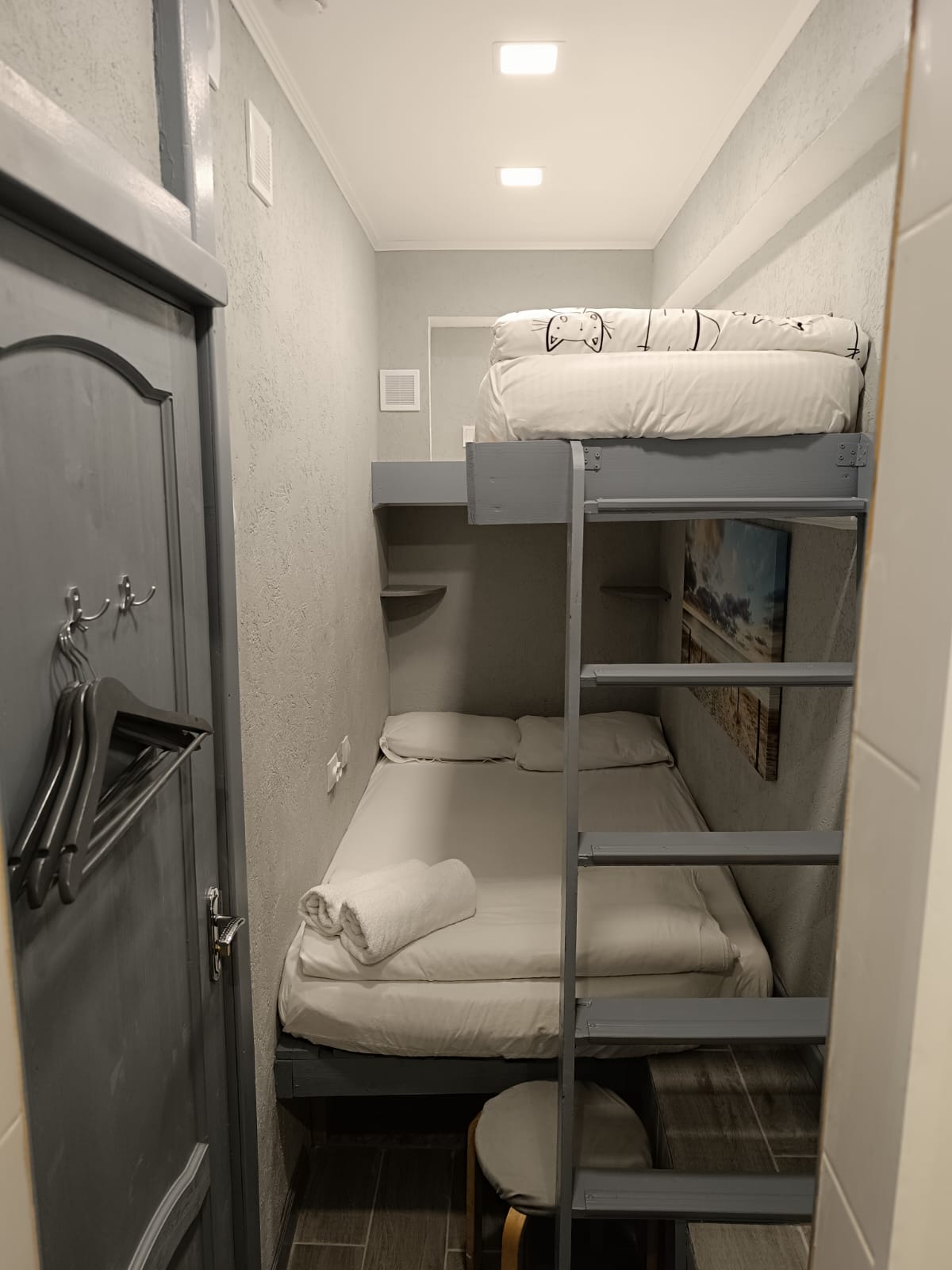 Трехместный эконом