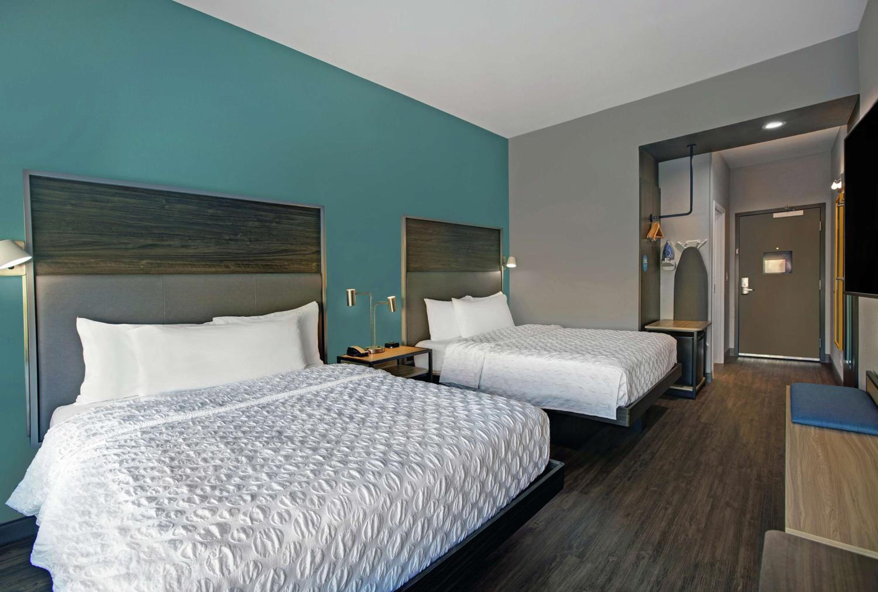 Queen Room with Two Queen Beds