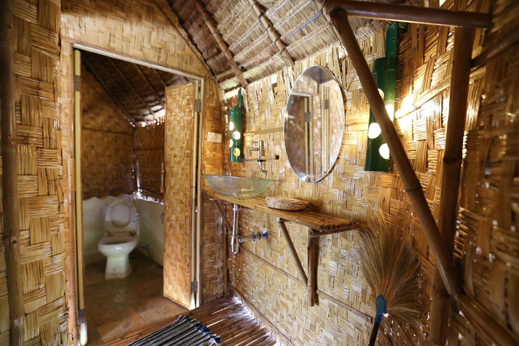 Deluxe Bungalow With Garden View