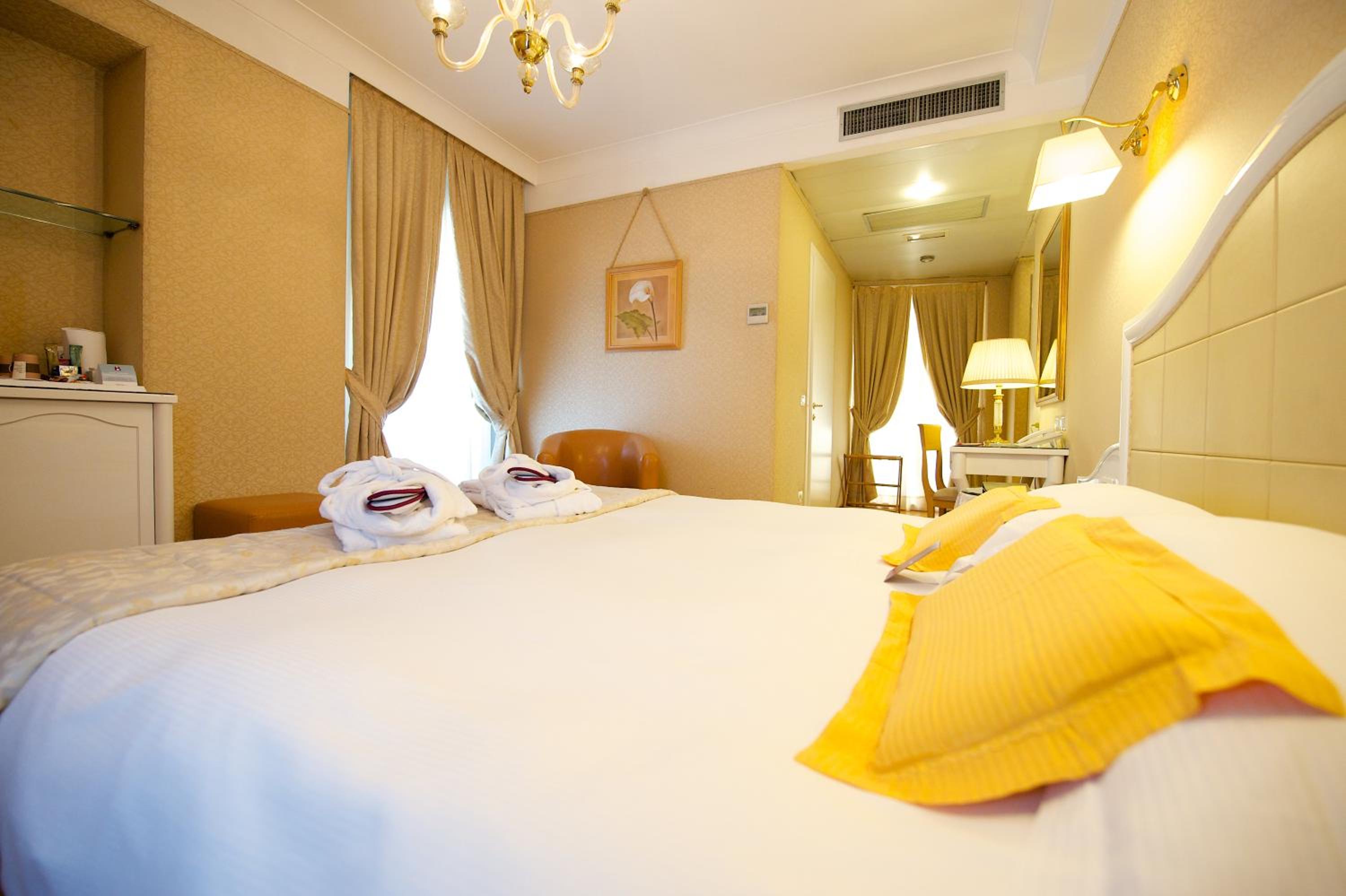 Superior Double Room with View - Non-Smoking