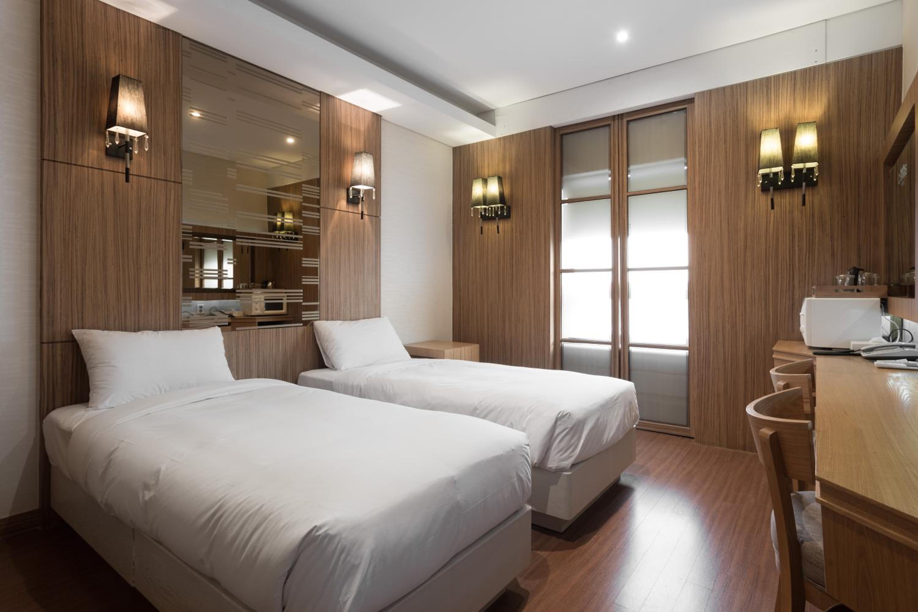 Standard Single Room