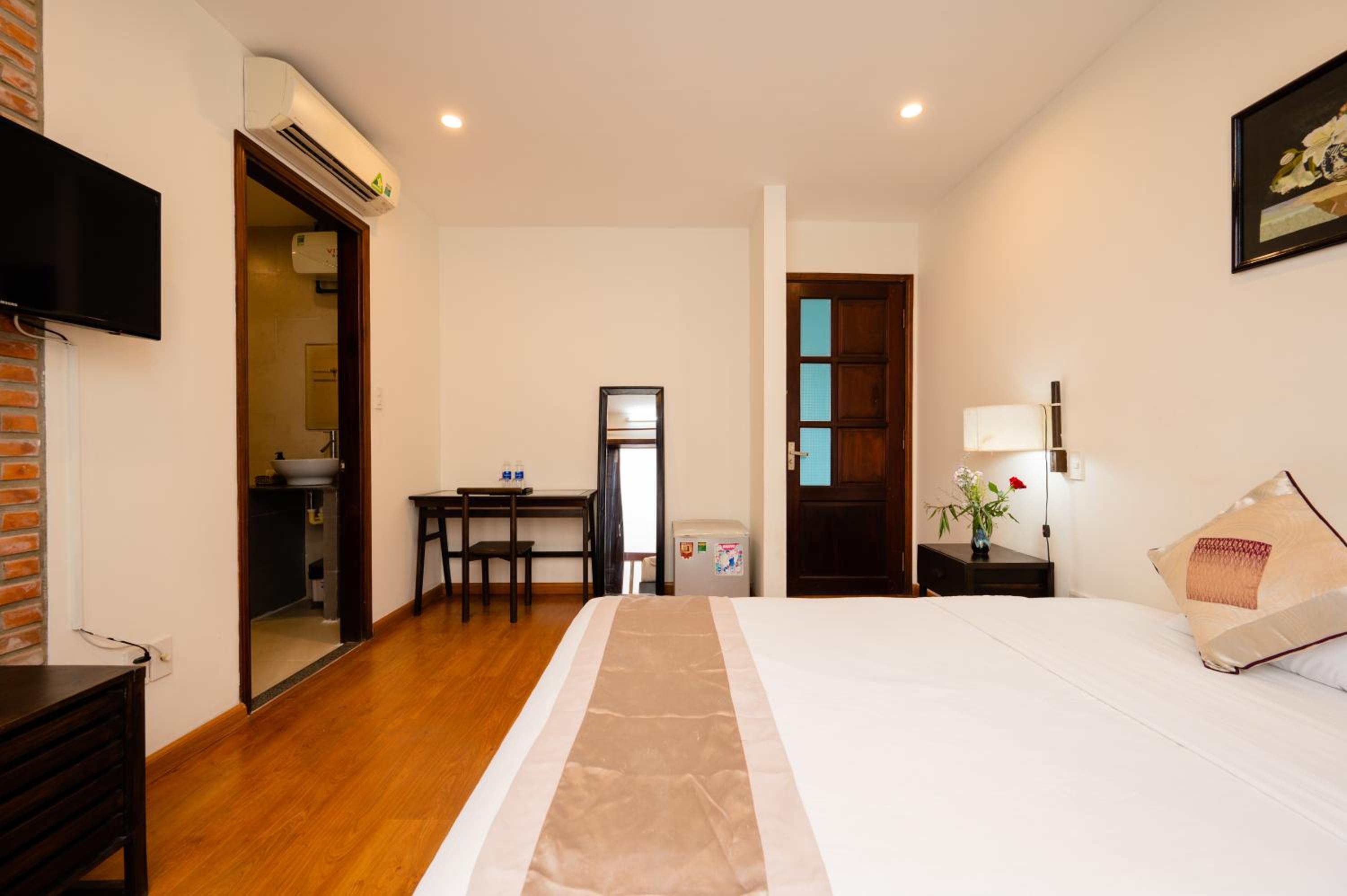 Double Room with Pool View