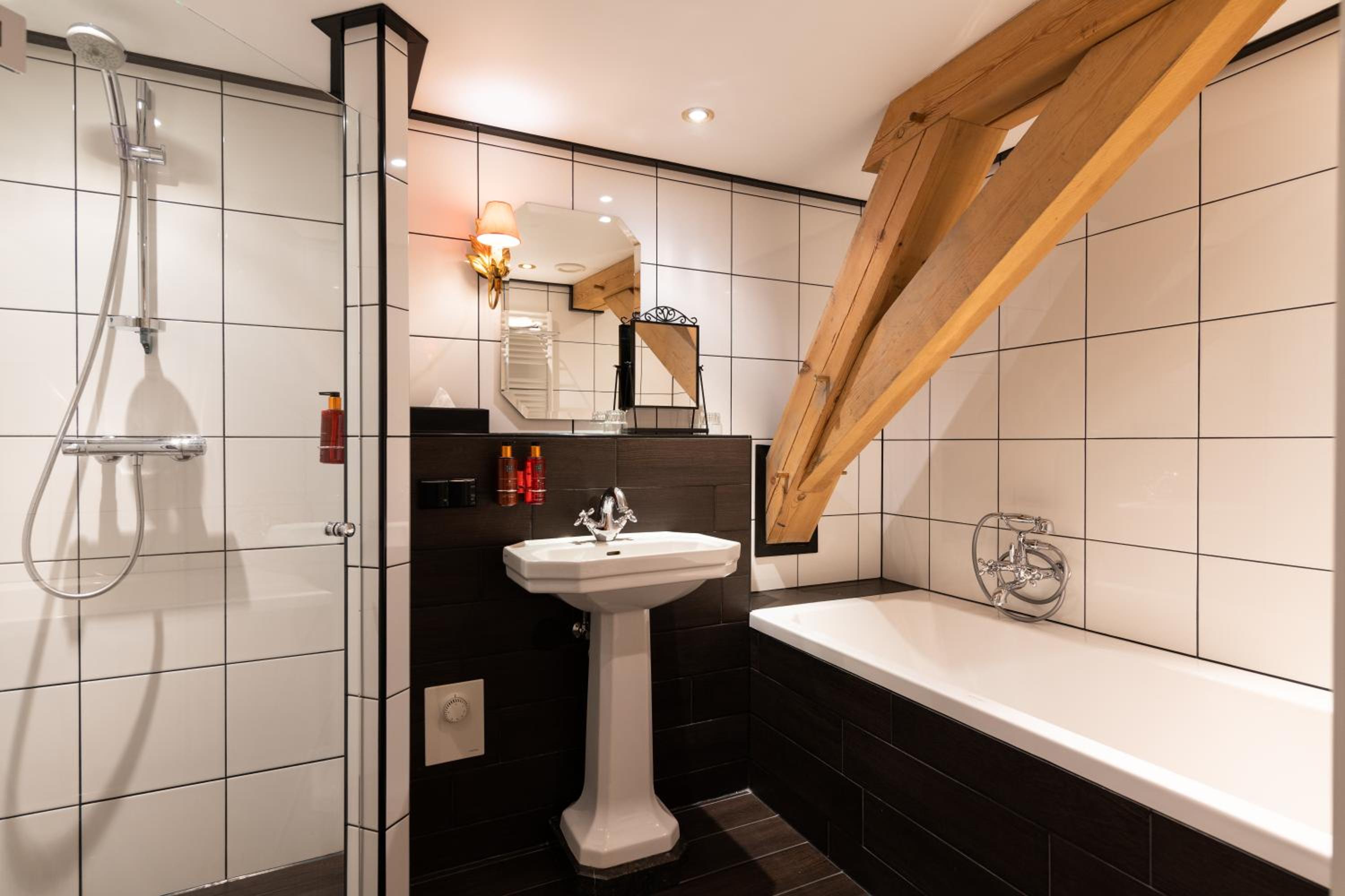 Grand Deluxe Double Room