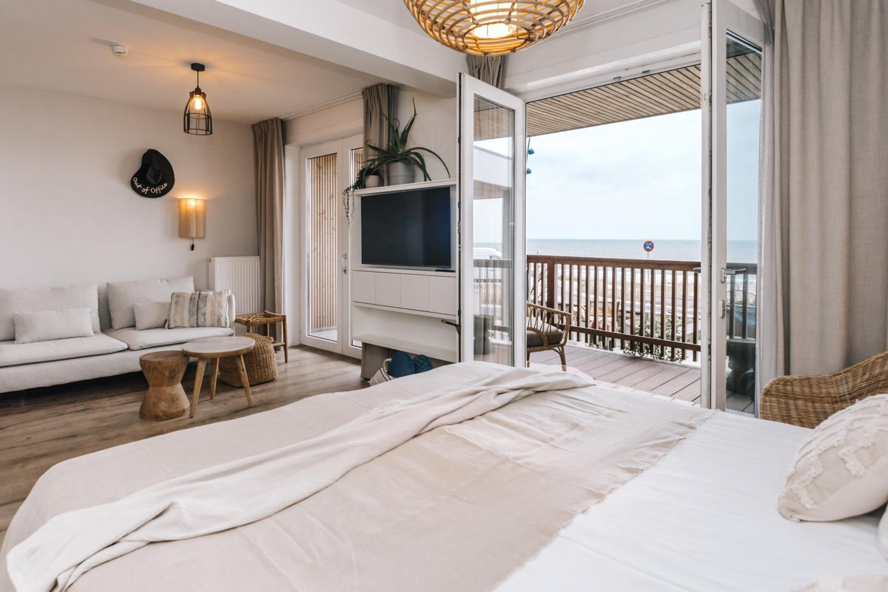 Studio with Sea View
