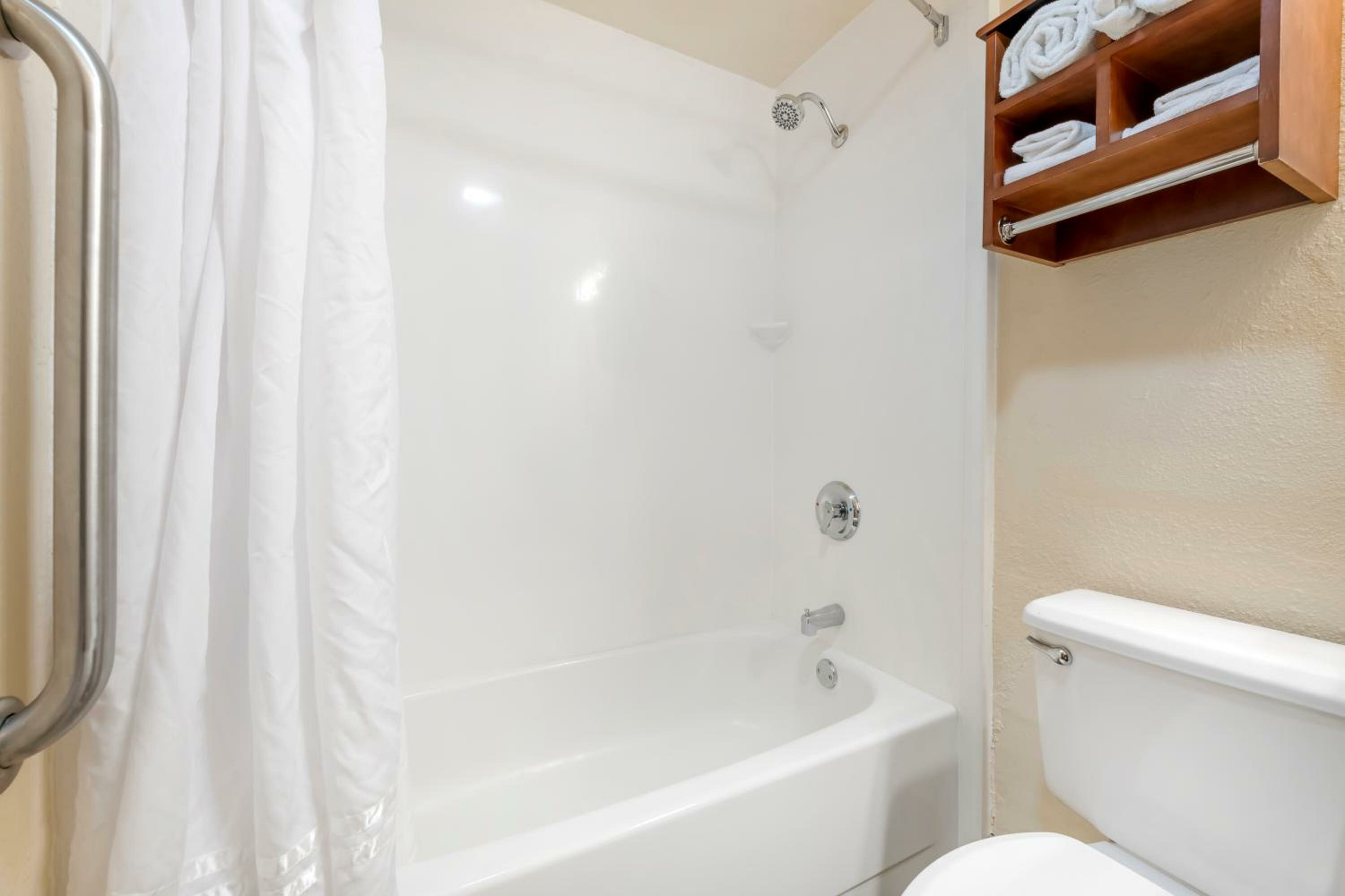 Double Room with Work Desk - Non-Smoking