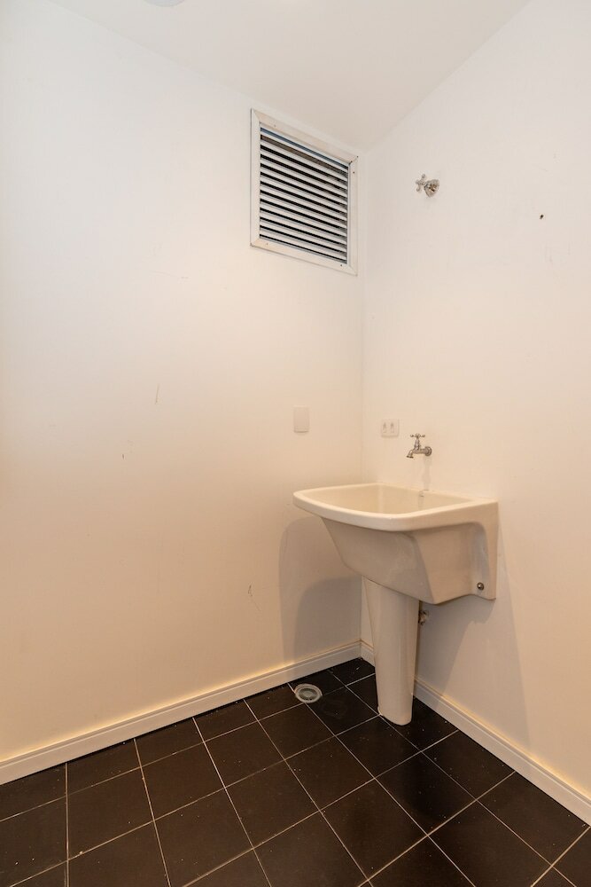 Metropolitan Flat 1001