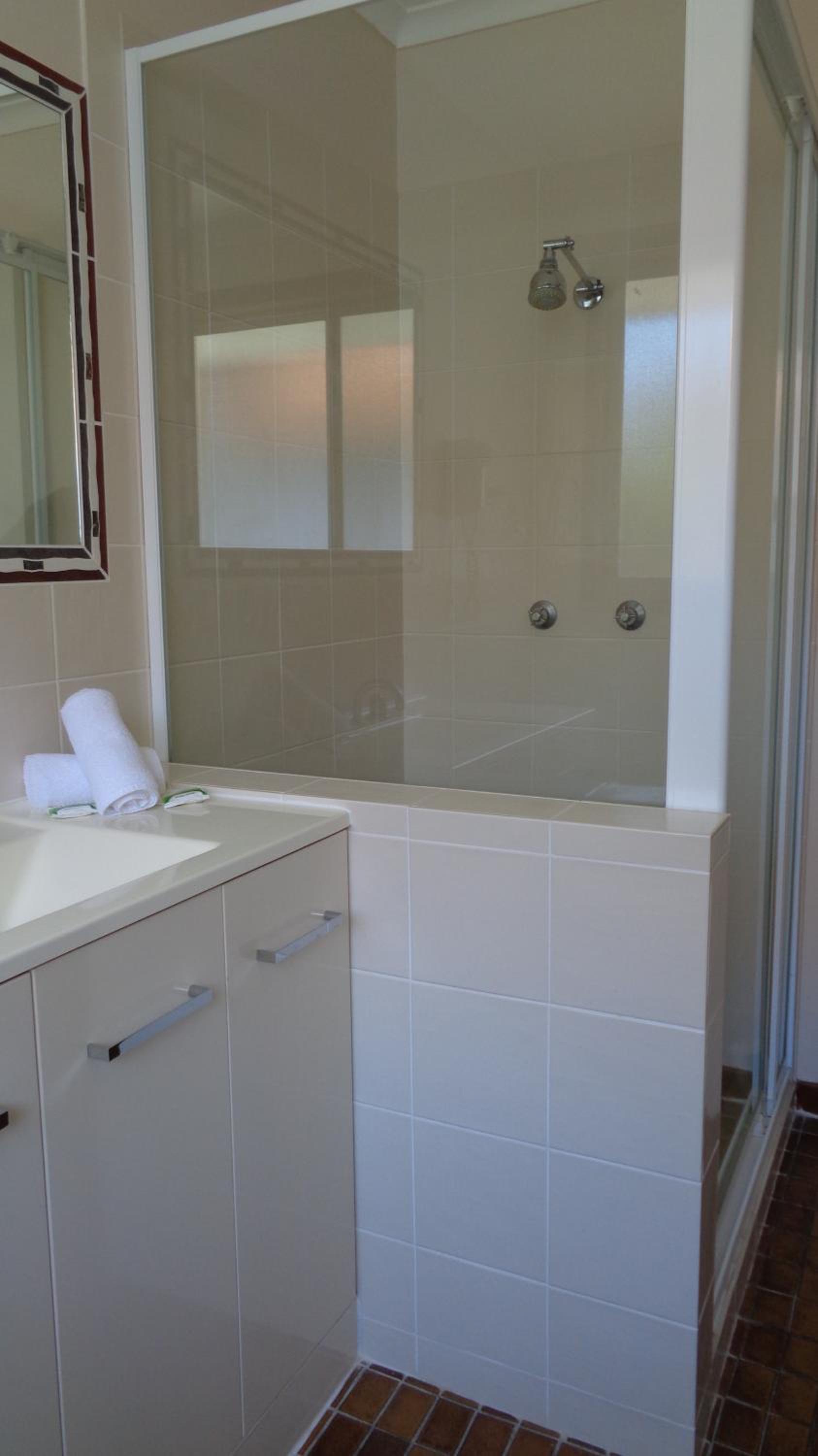 Three-Bedroom Apartment (Upstairs)