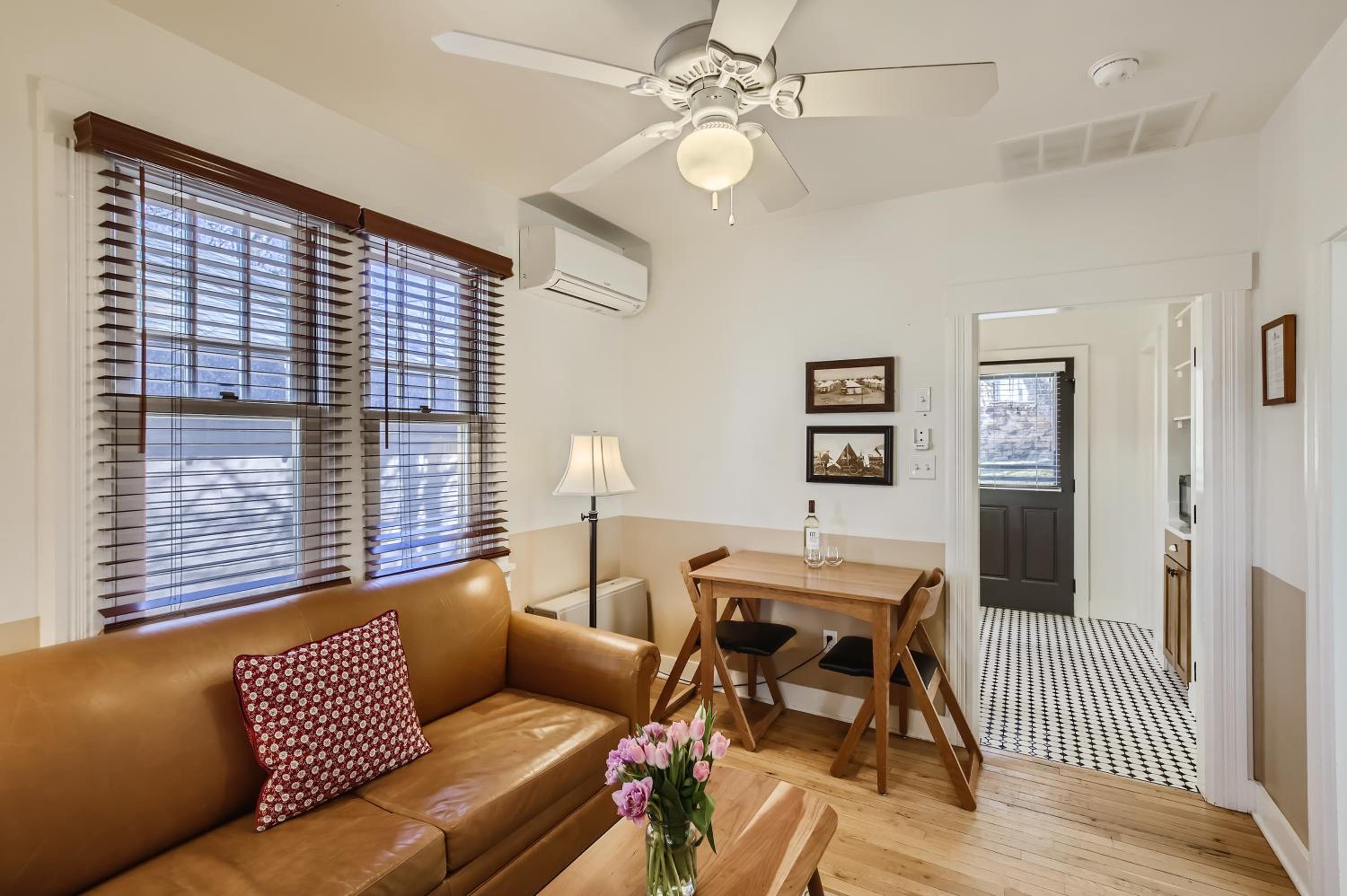 One-Bedroom Cottage