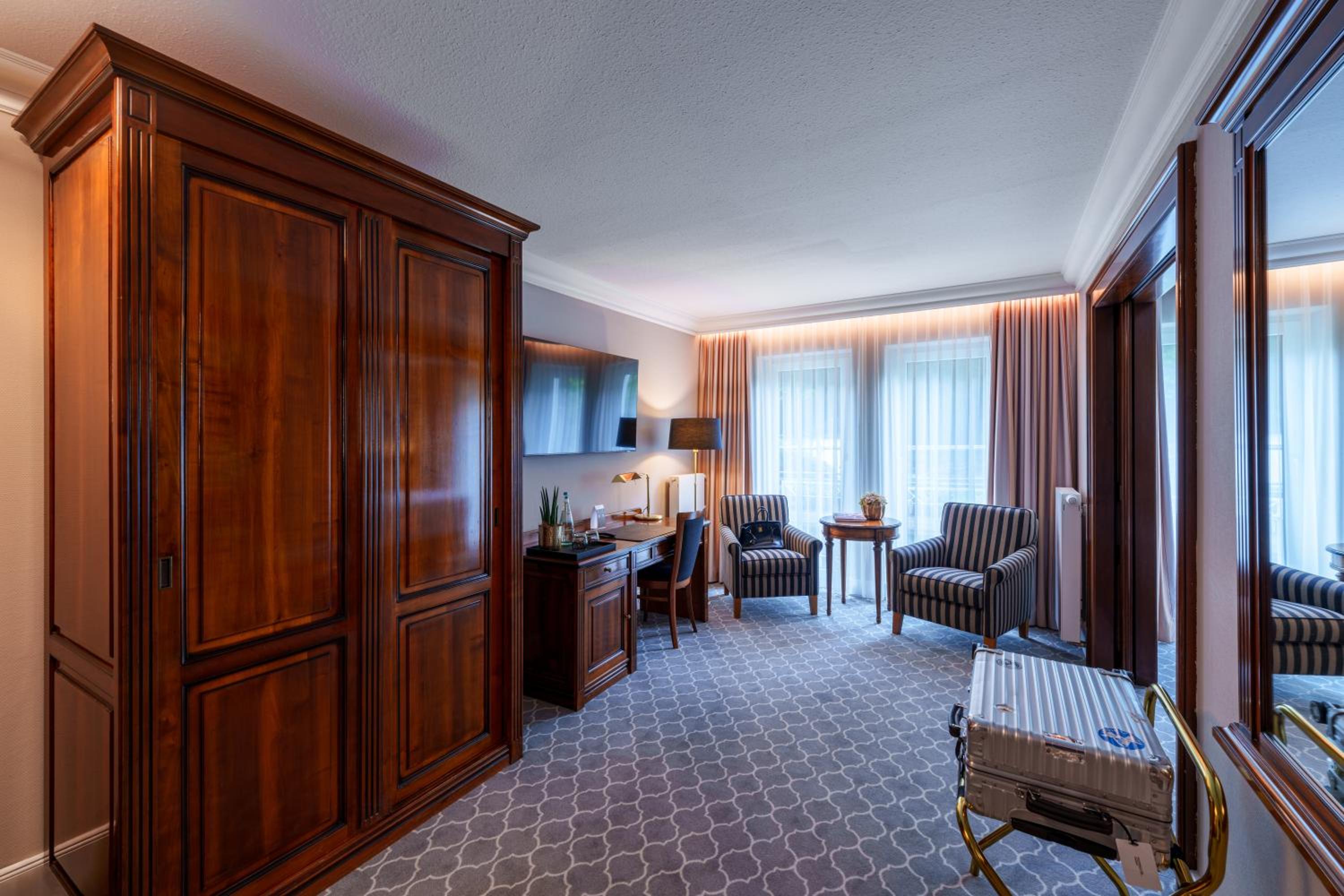 One-Bedroom Superior Double Room