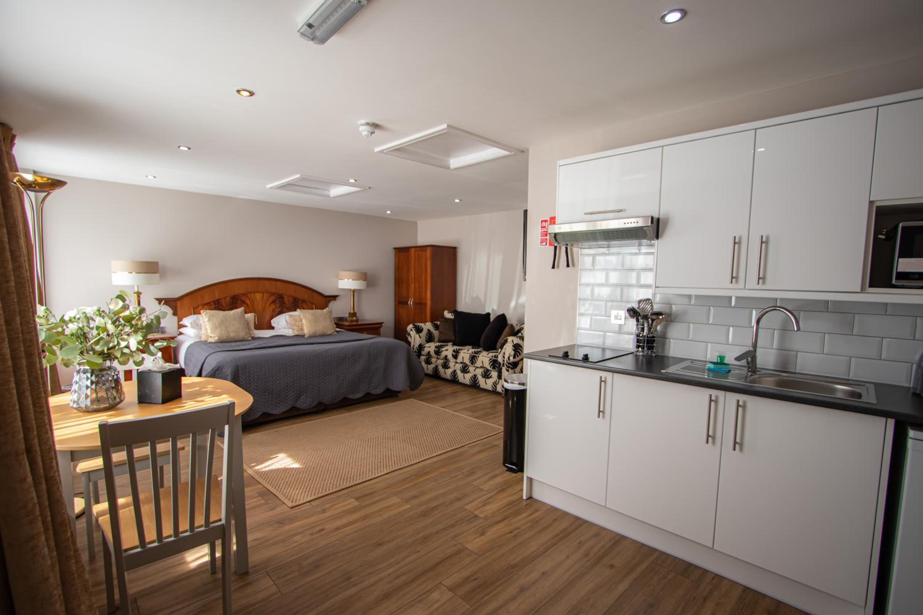 Executive Family Room