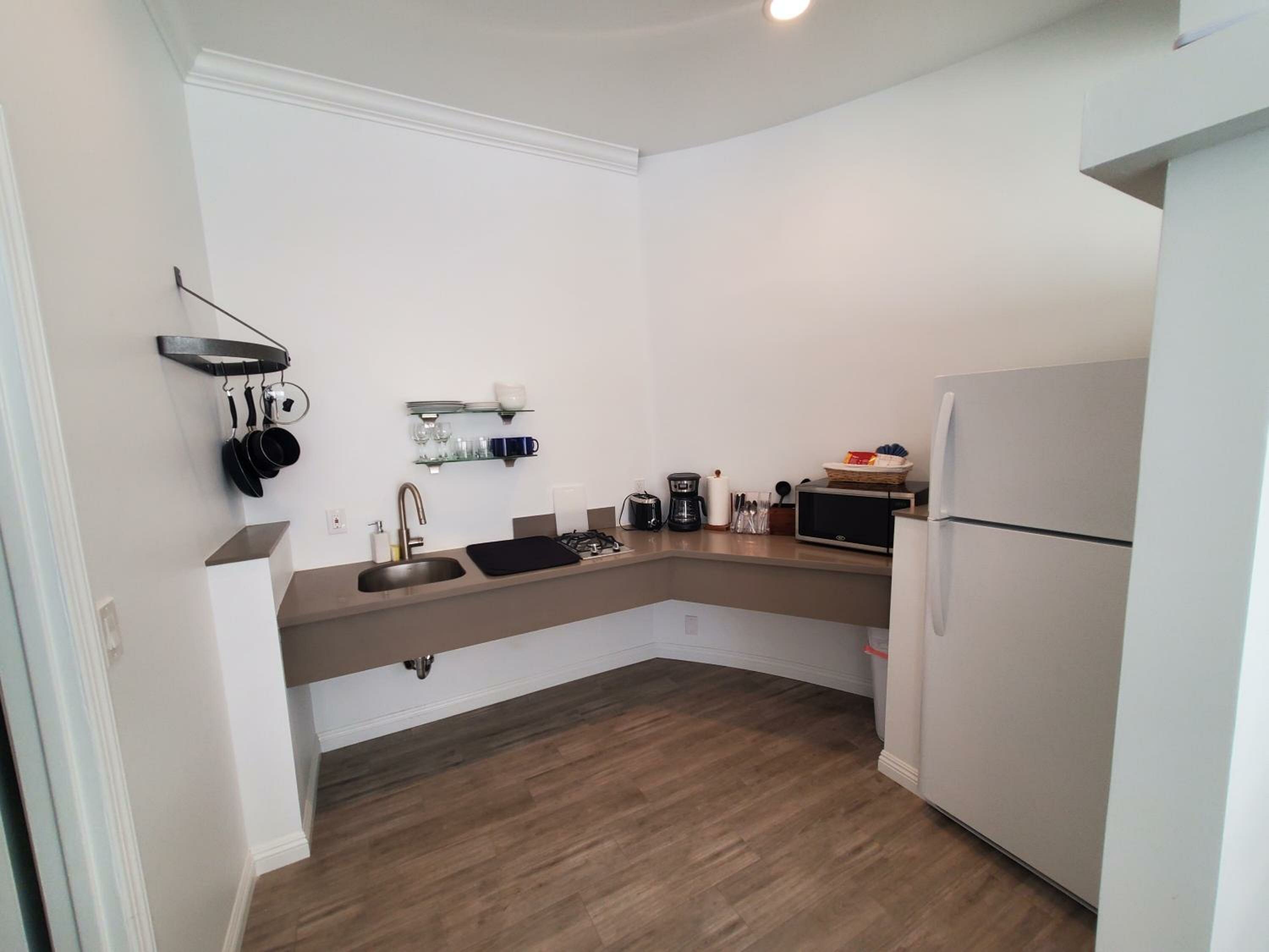 One-Bedroom Suite - Ocean Front 