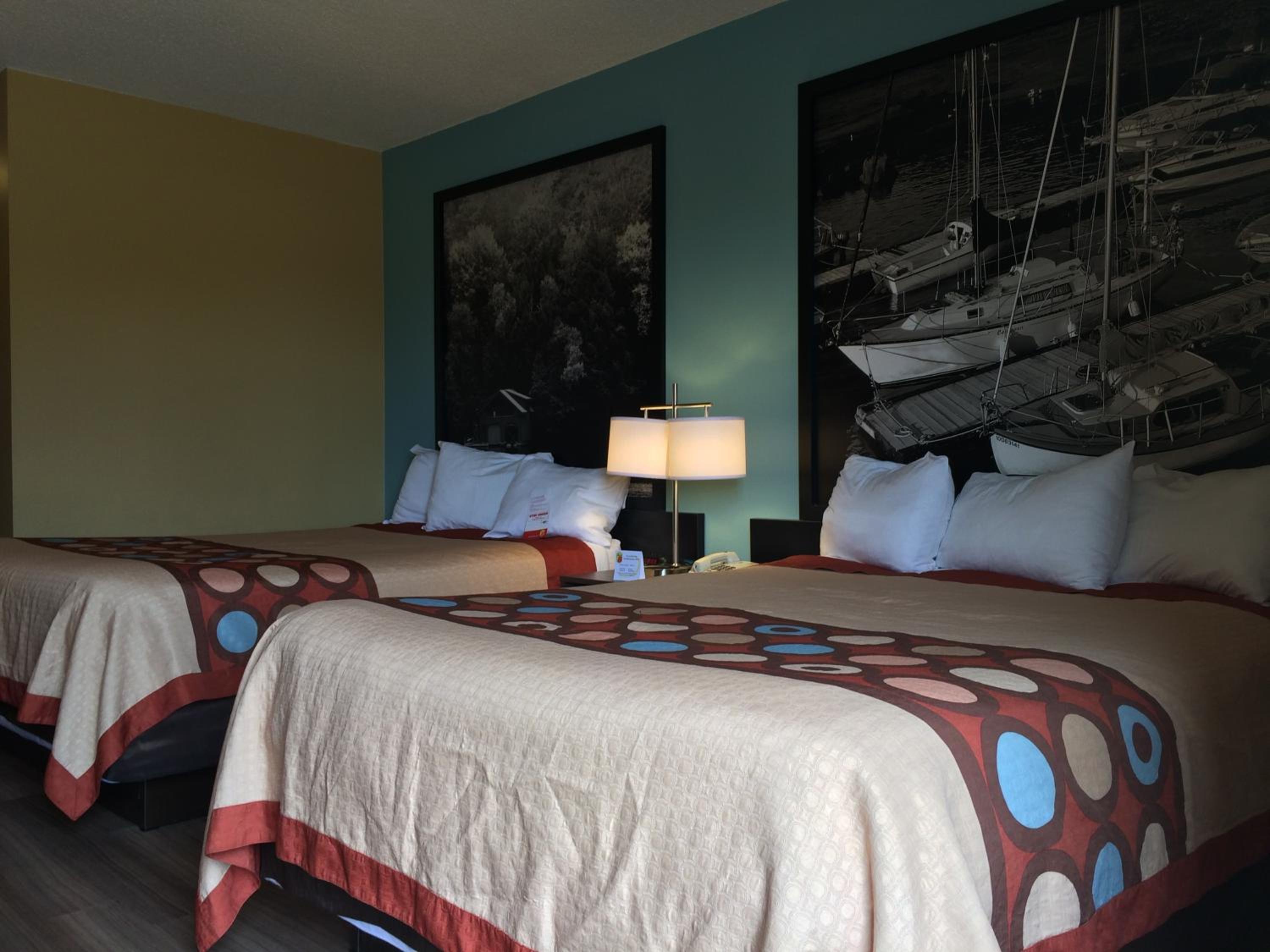 Queen Room with Two Queen Beds - Pet Friendly/Non-Smoking