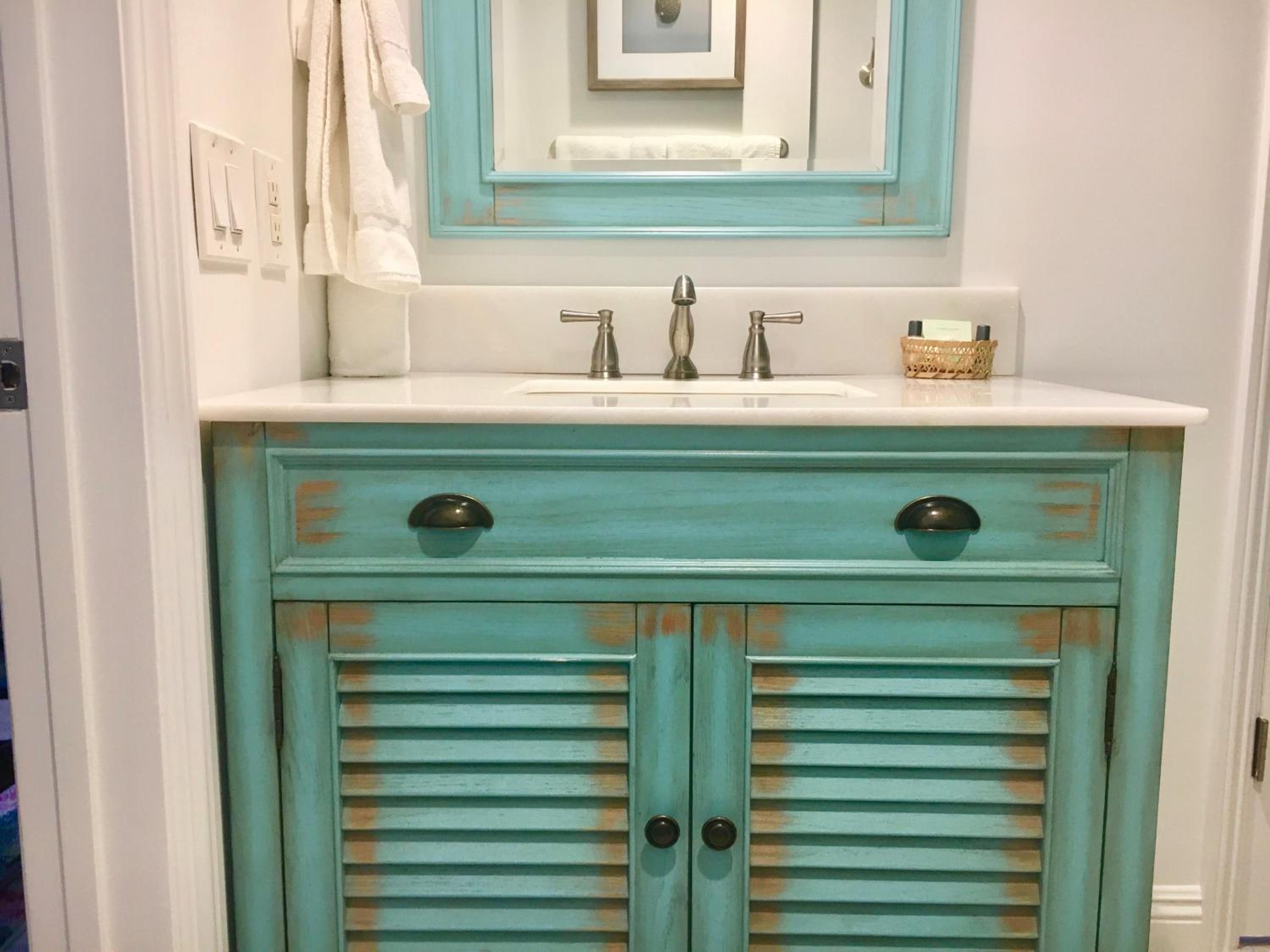 Deluxe Queen Suite with Two Queen Beds - Ocean Front