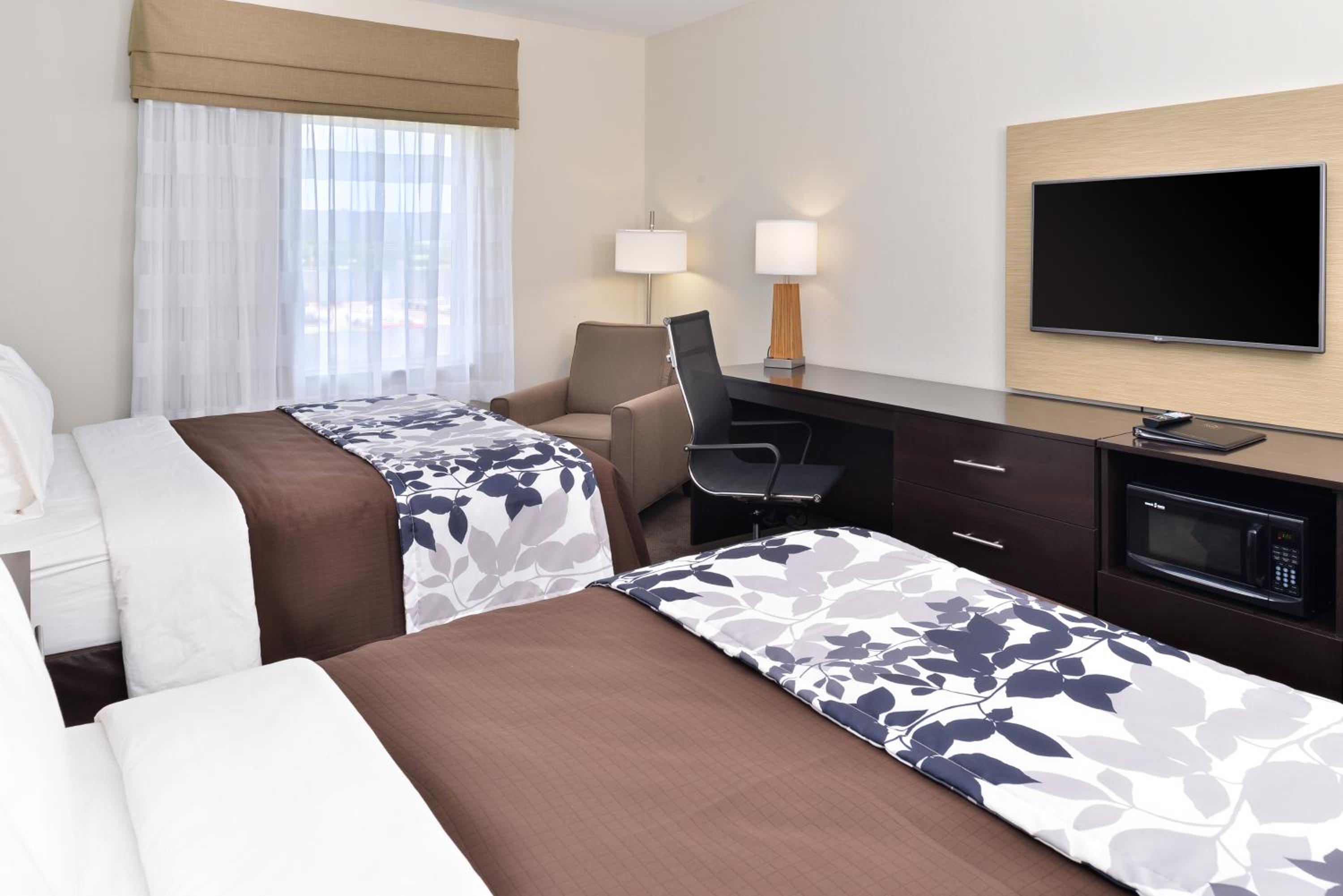 Queen Room with Two Queen Beds - Non-Smoking