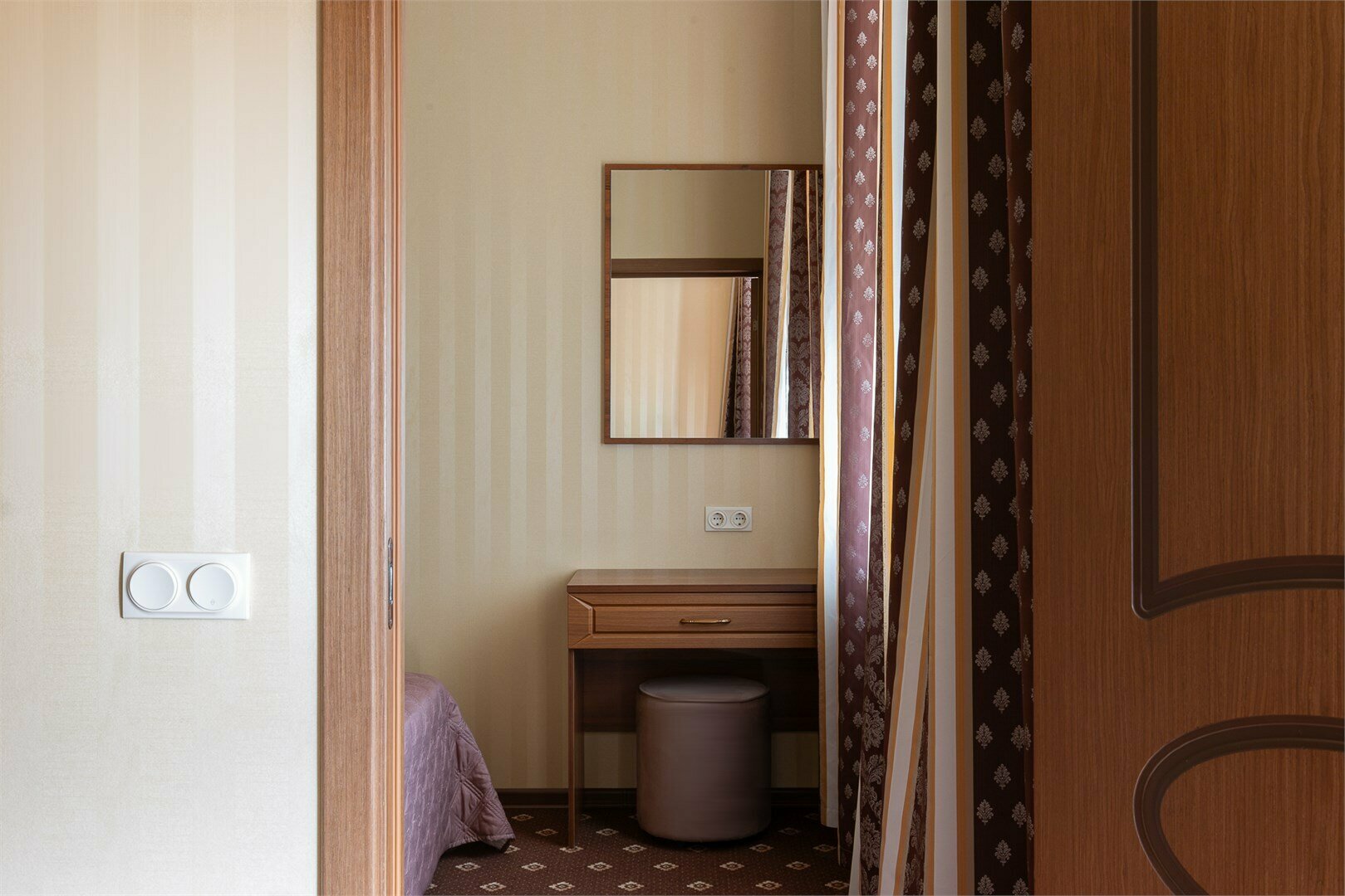 Апартаменты с эркером и душем