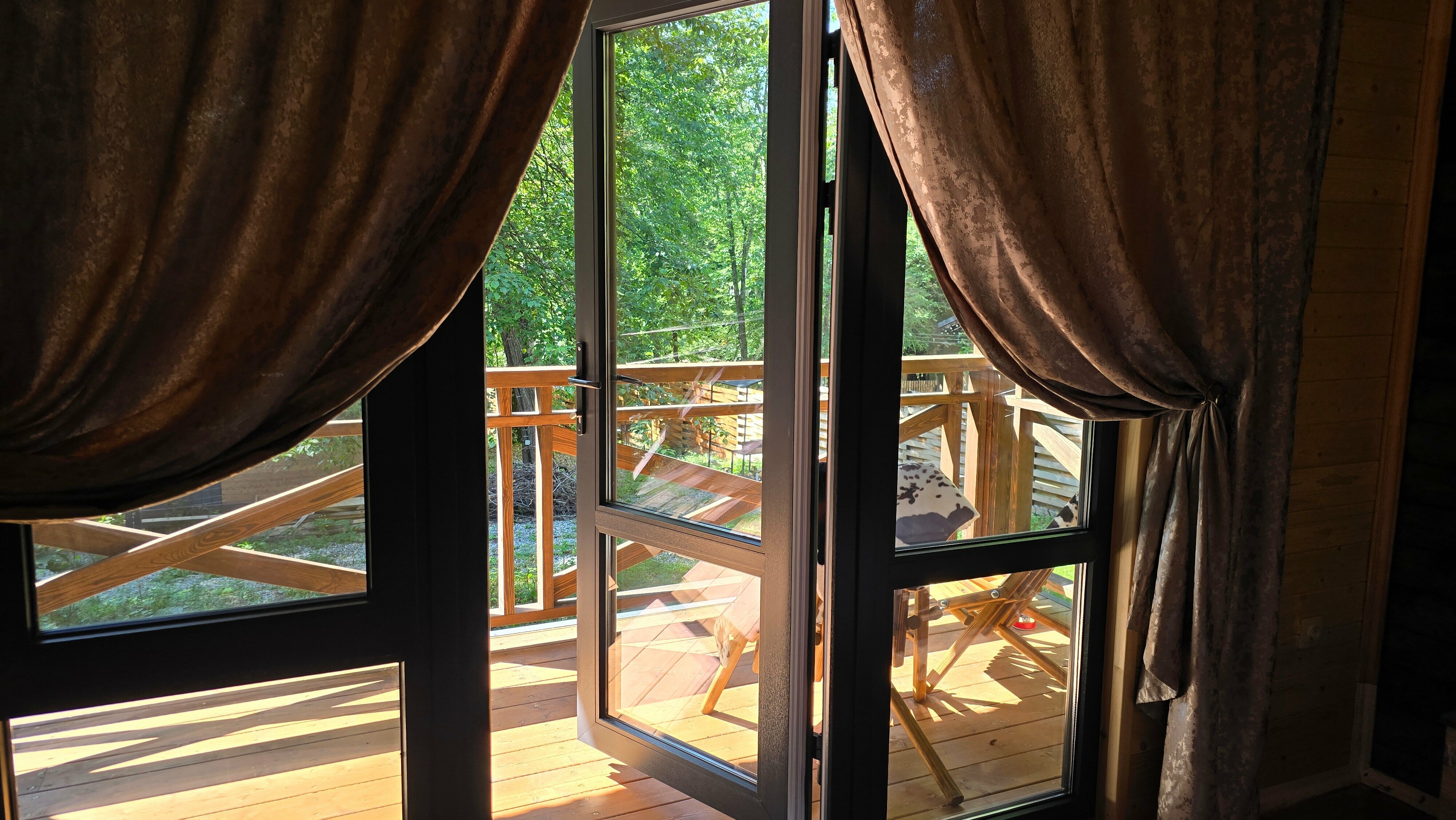 Двухместный номер Делюкс с 1 кроватью или 2 отдельными кроватями и балконом