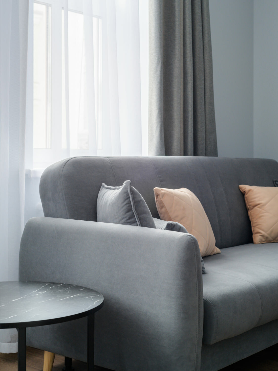 Бизнес с двуспальной кроватью и диваном №2