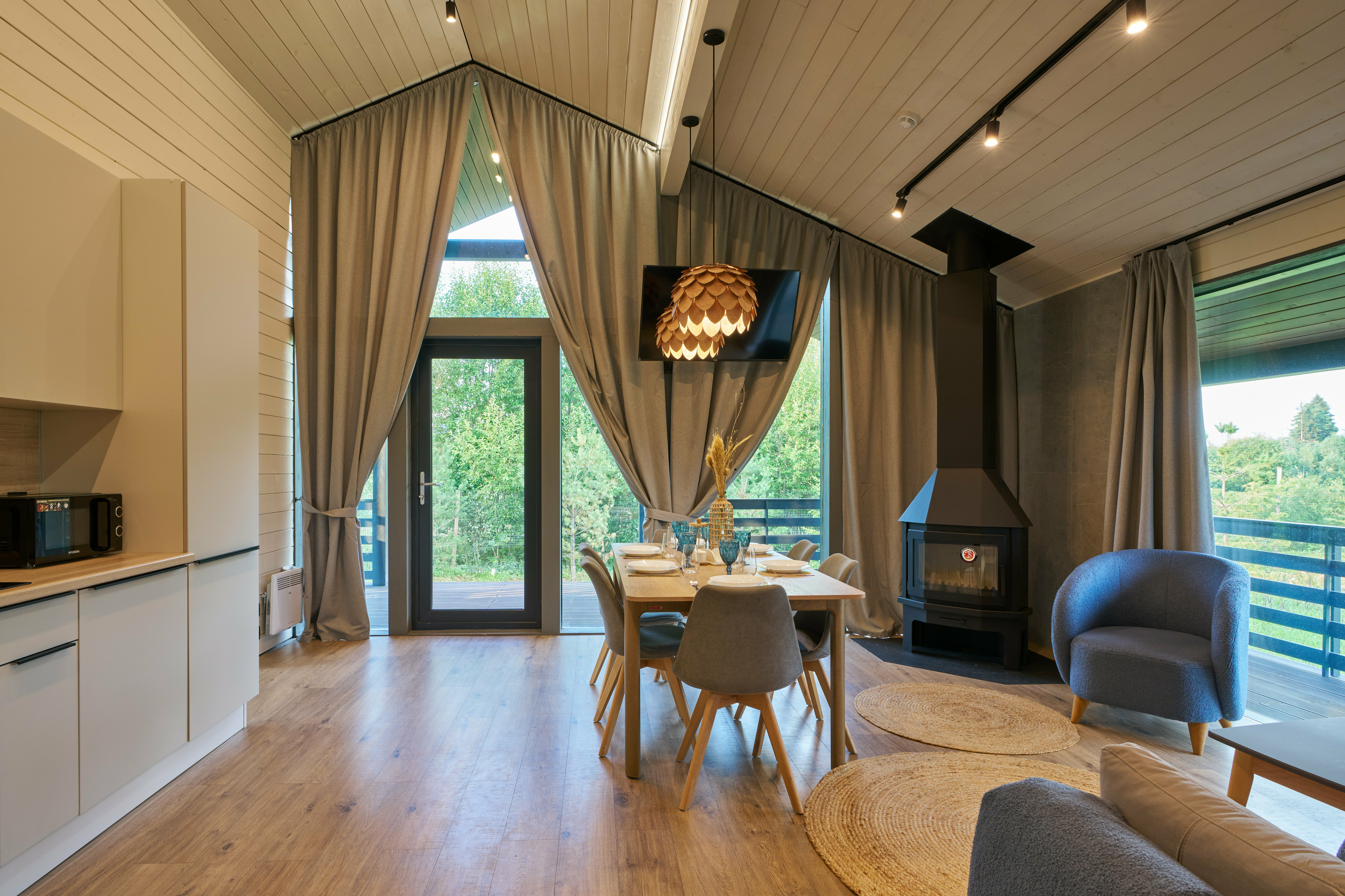 ЛЕСНАЯ ВИЛЛА С САУНОЙ И BBQ PARTY ЗОНОЙ