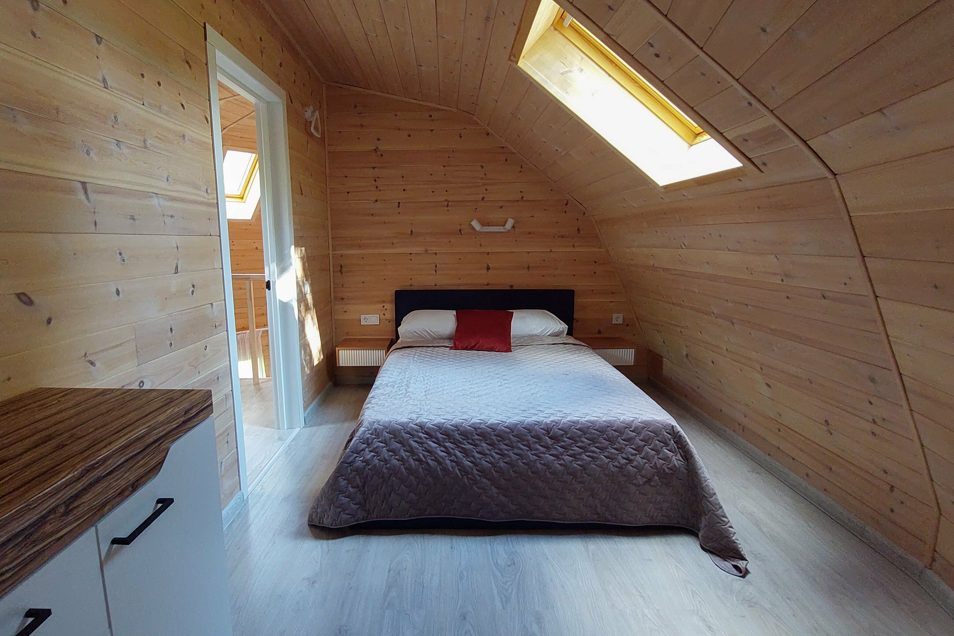 Дом с видом на лес