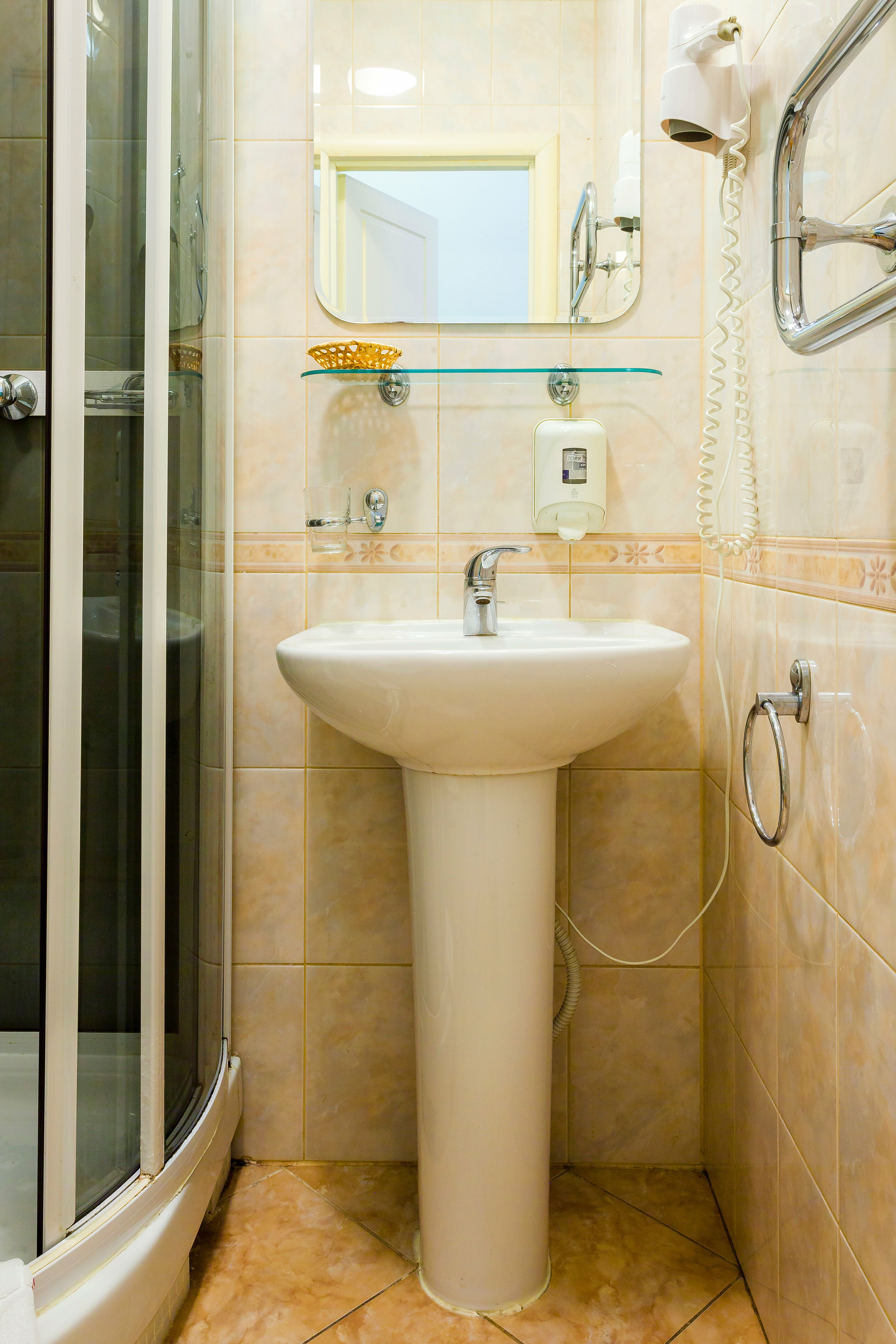 Комната с двумя раздельными кроватями