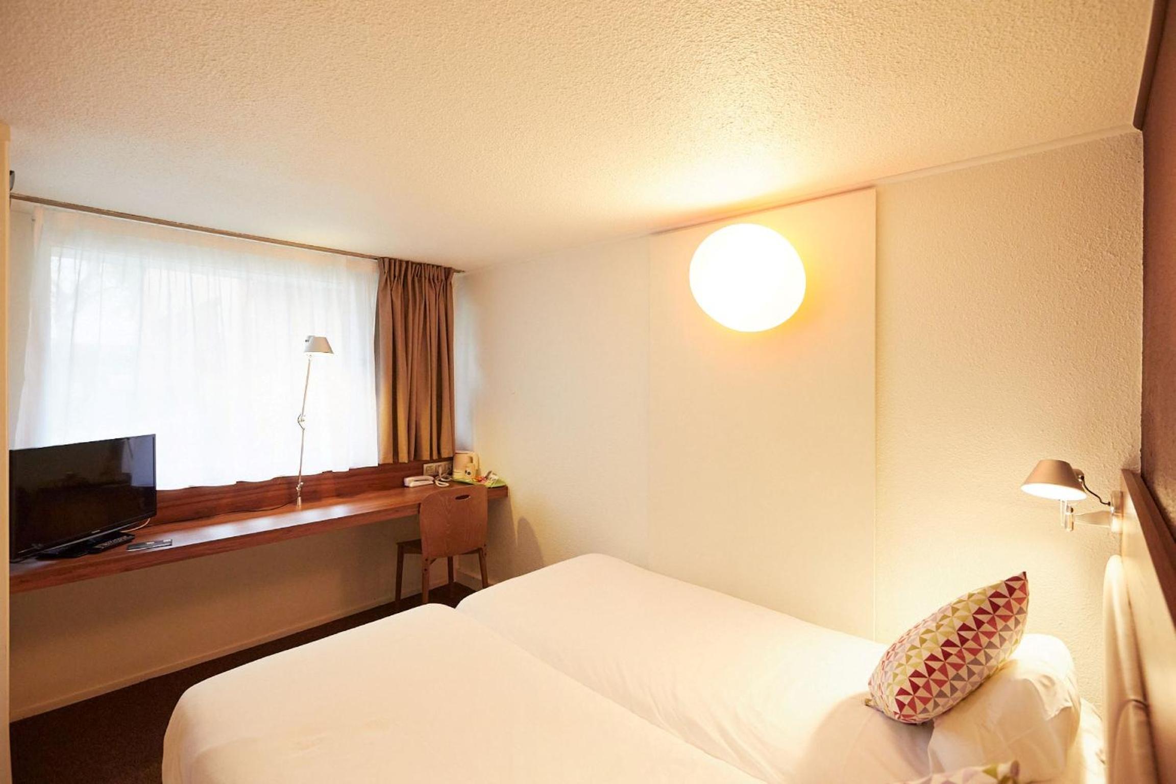 Twin Room with 2 Single Beds