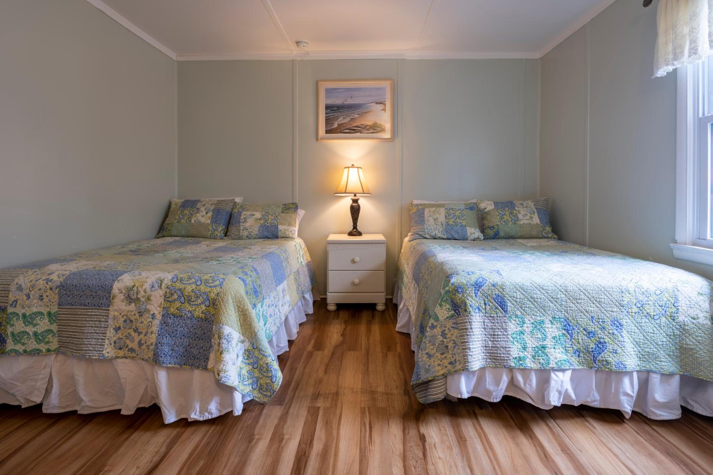 Deluxe Double Room (2 Adults + 1 Child)