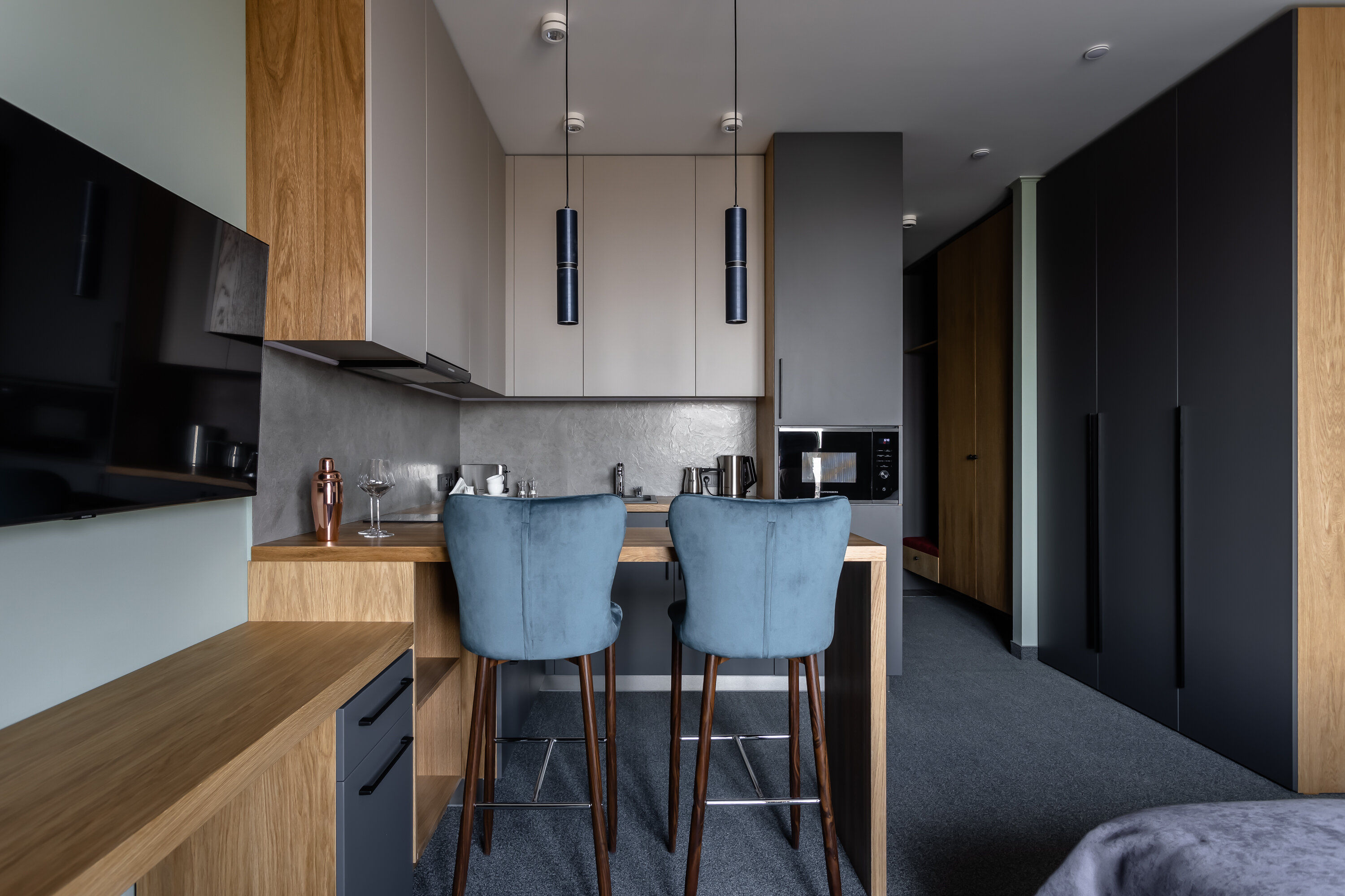 Номер-студия Делюкс  с великолепным видом на Парк Победы