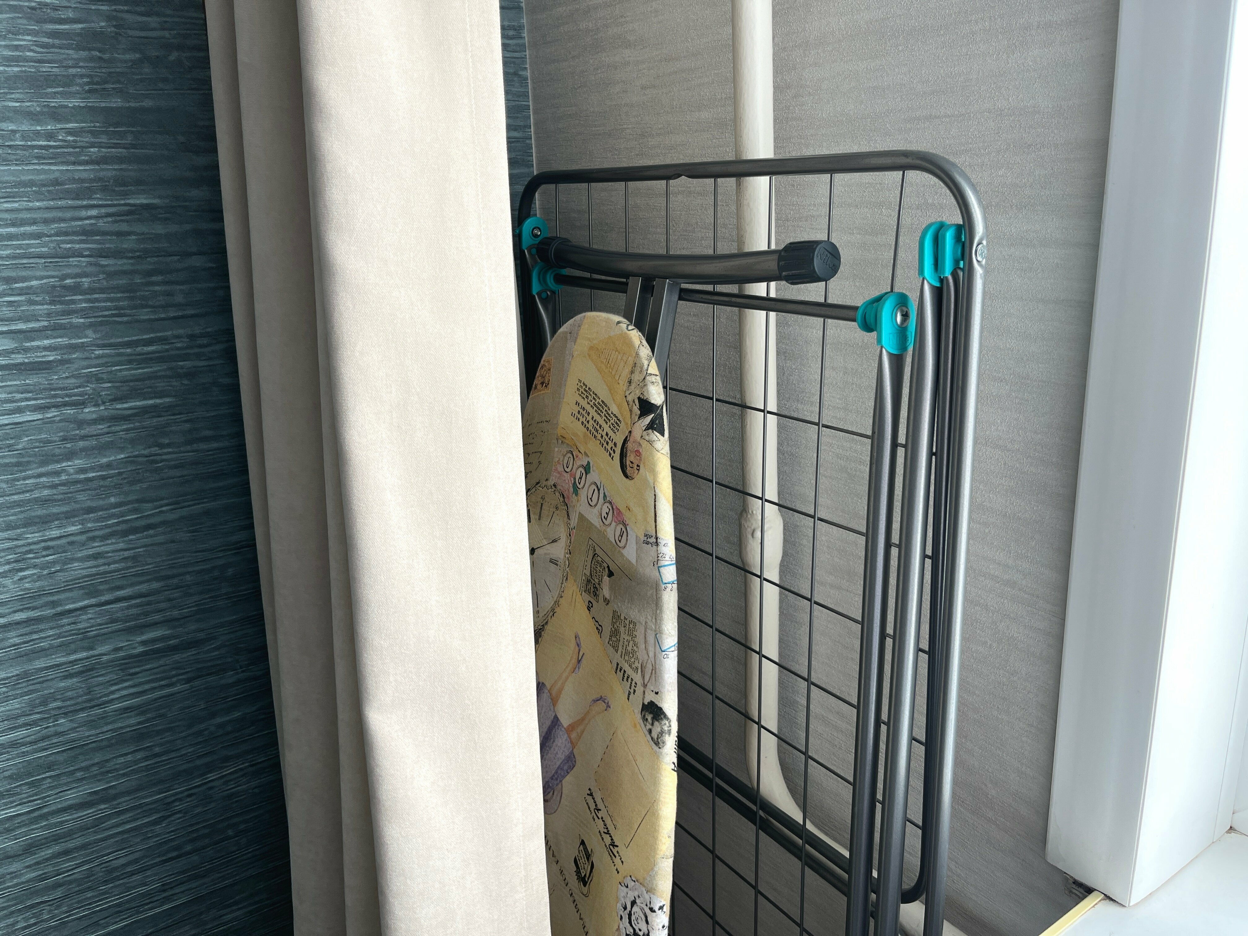 Просторная двухкомнатная с большой кухней у ДК Металлургов