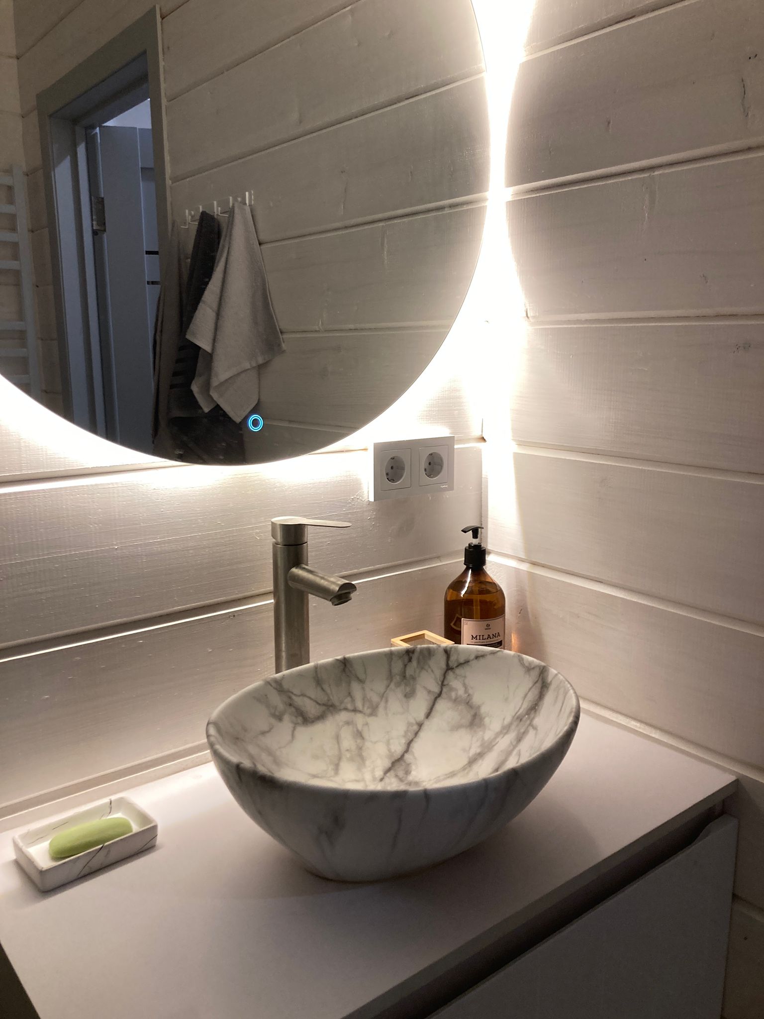 Дом на первой линии с видом на реку