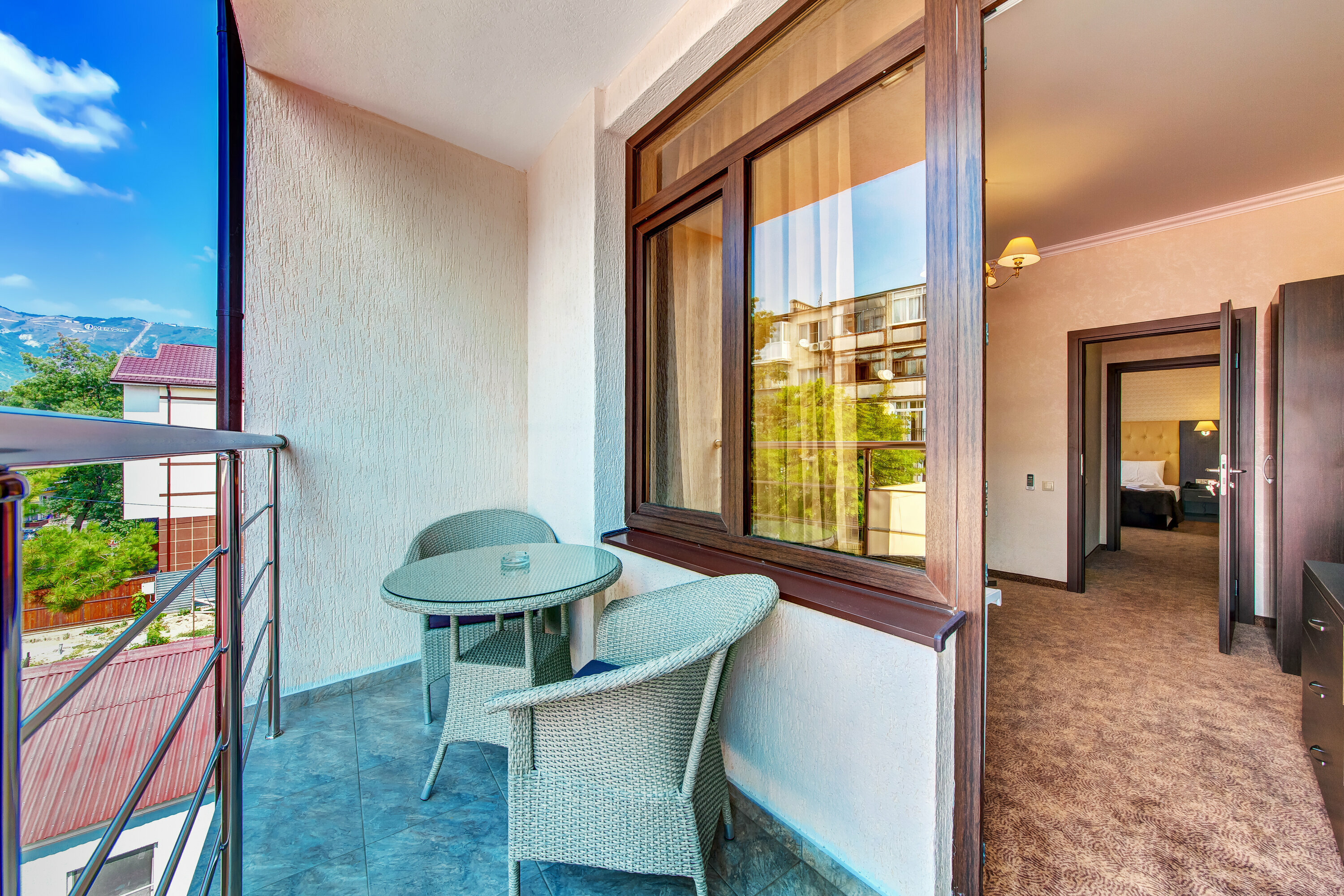 Люкс 2-комнатный с балконом