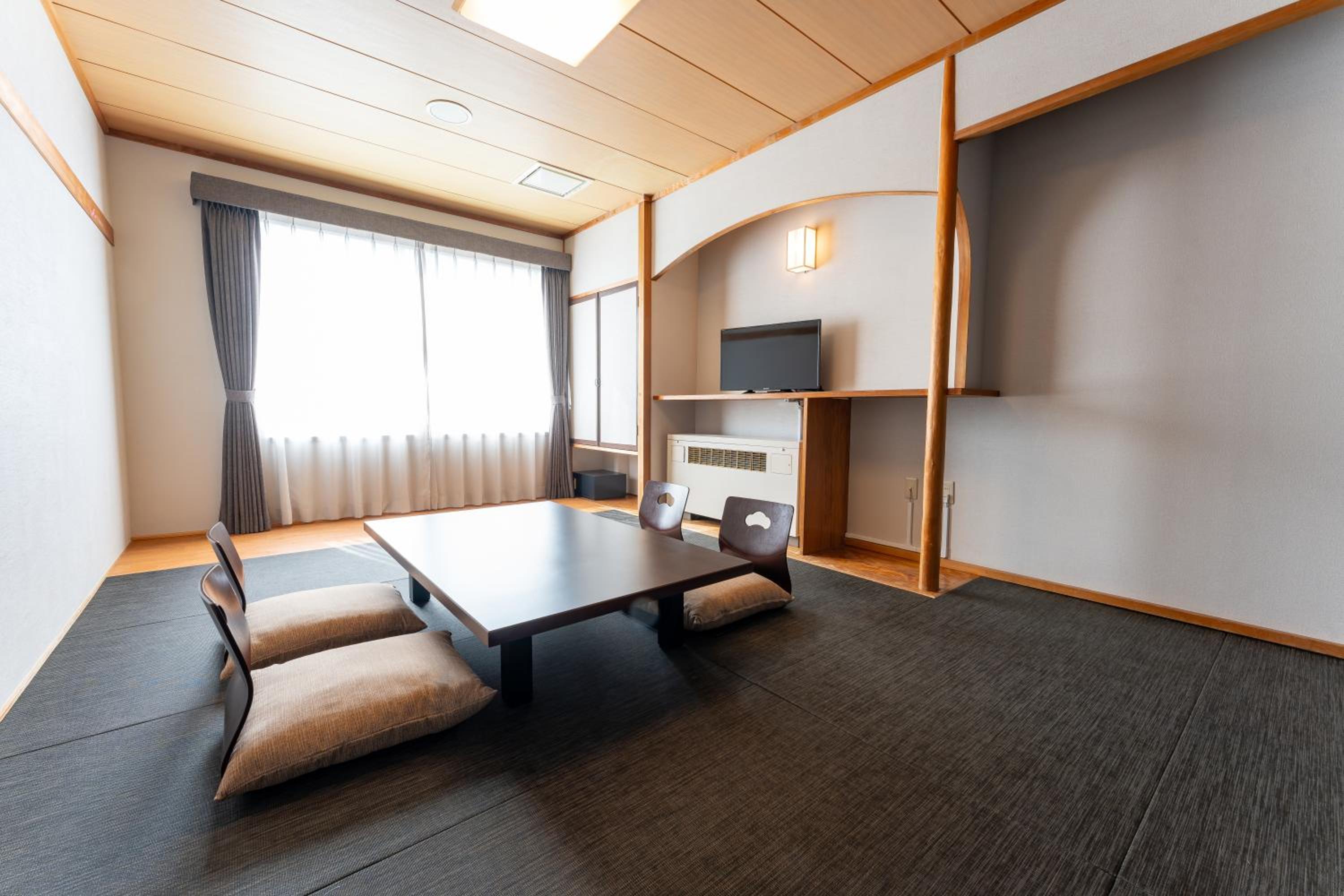 Japanese Standard B(lower floor)(Nonsmoking)