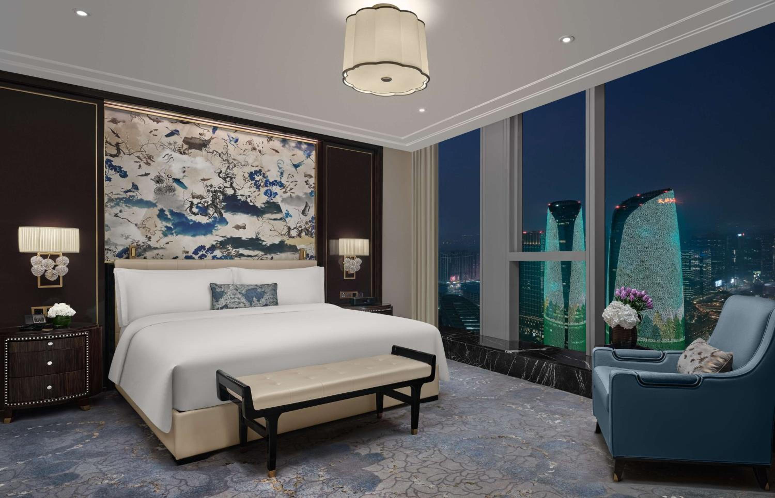 Suite with Skyline View