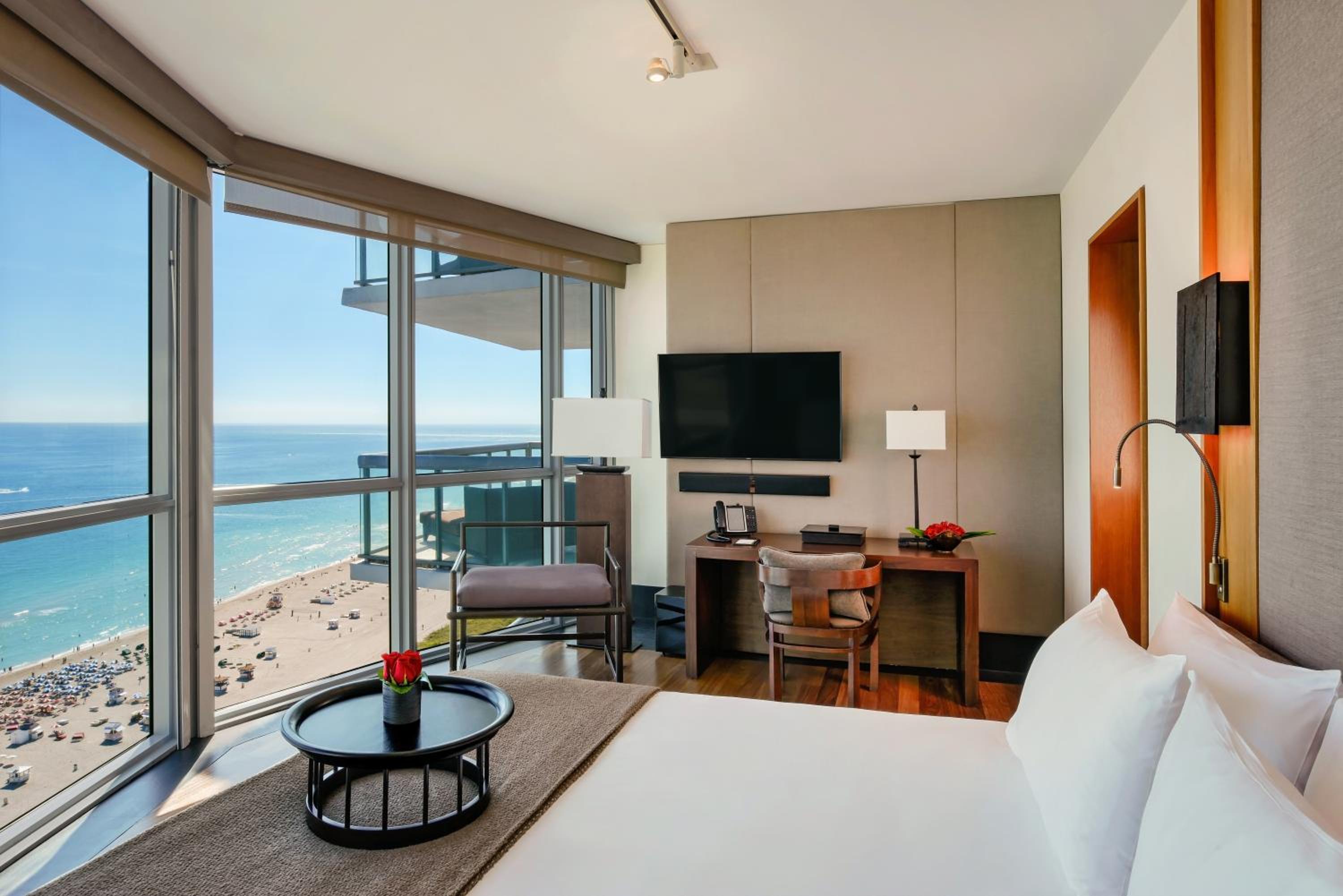 Two-Bedroom Suite Oceanfront
