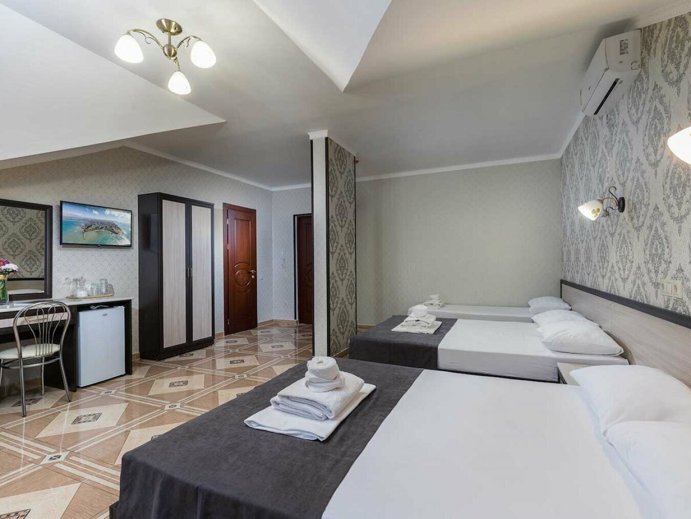 Семейный номер