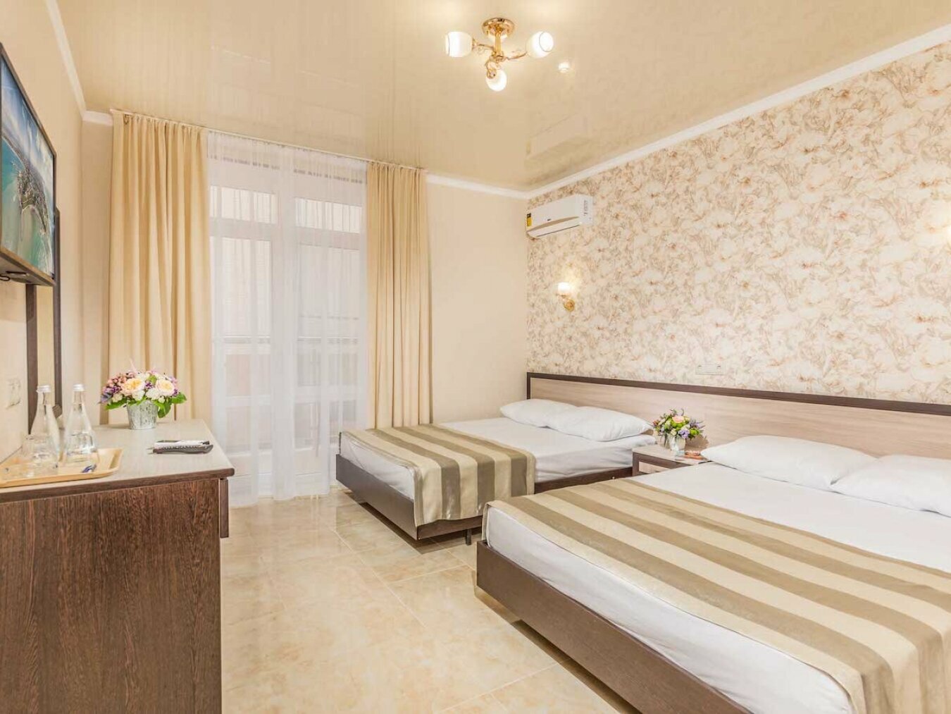 Номер с 2 кроватями размера «king-size»