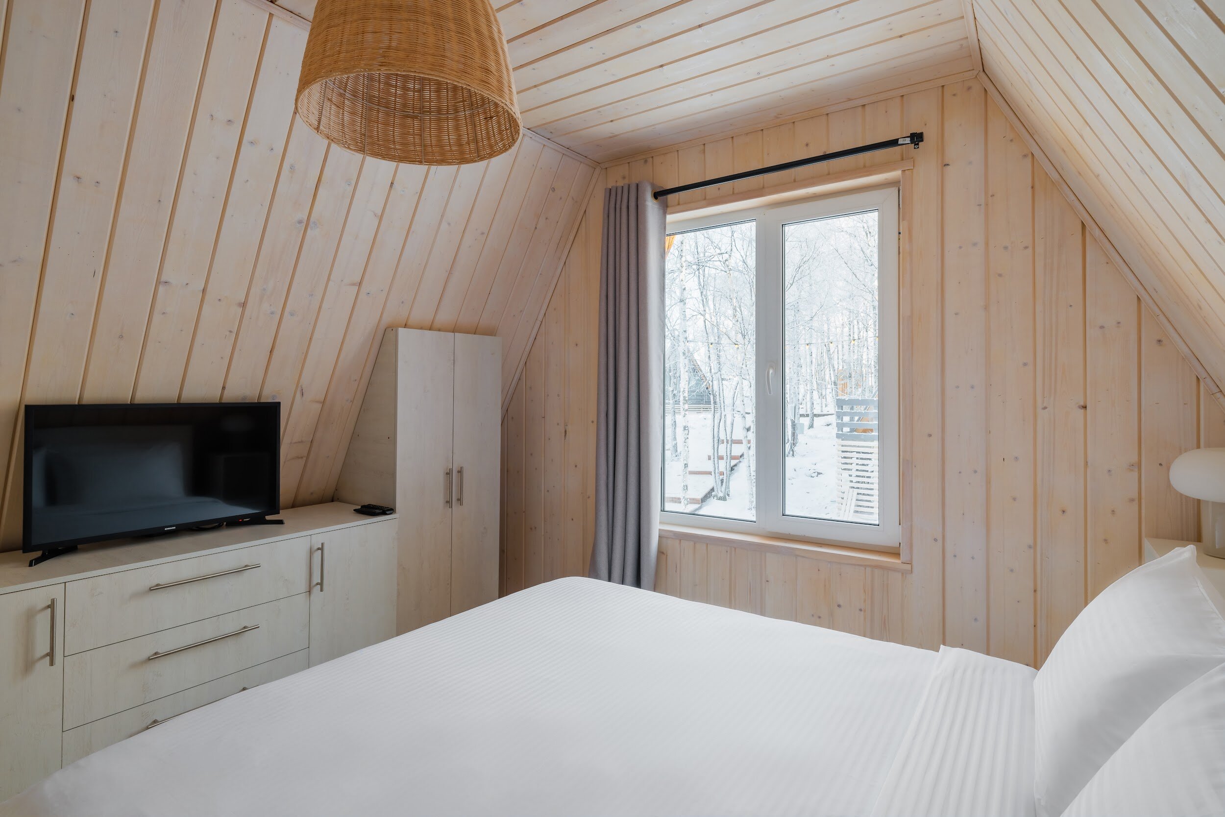 Коттедж 6-местный коттедж с кухней и сауной