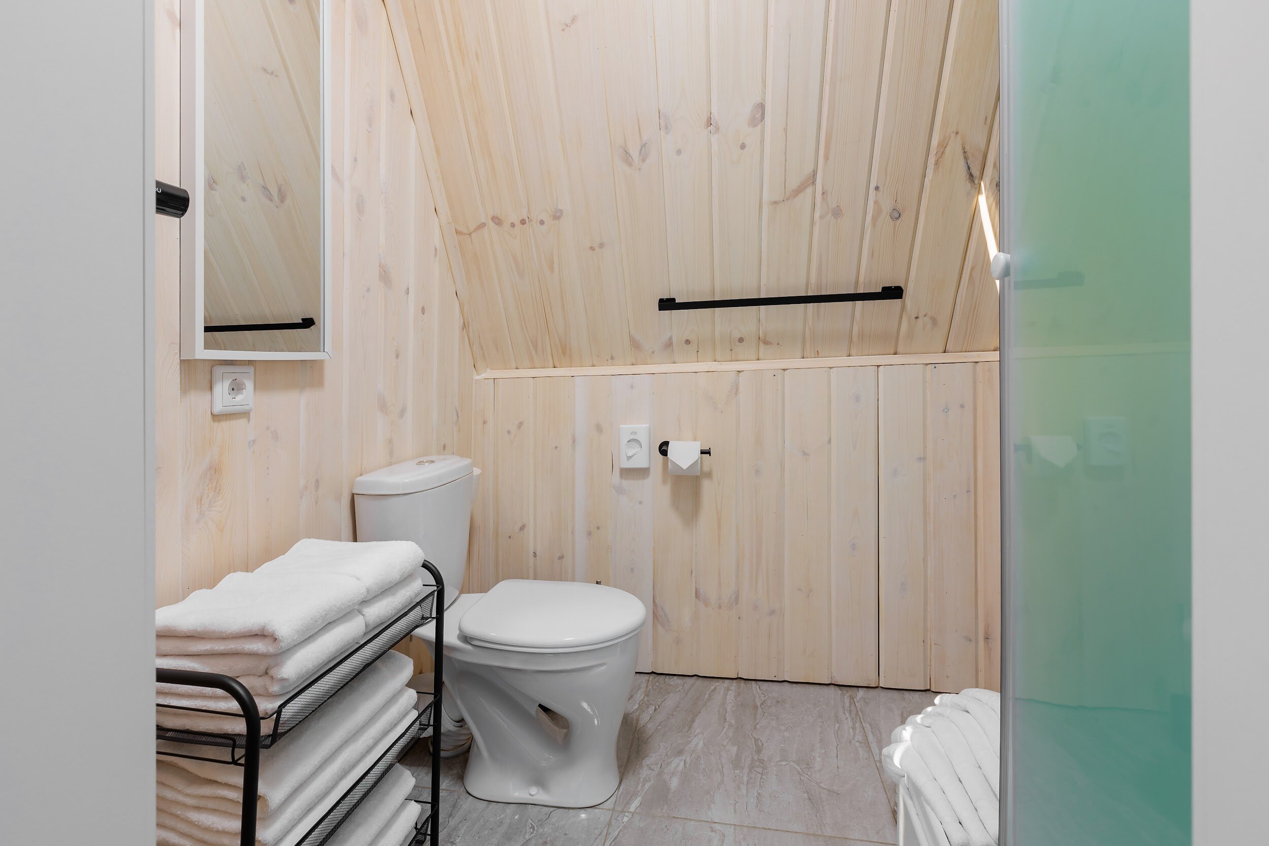 Коттедж 6-местный коттедж с кухней