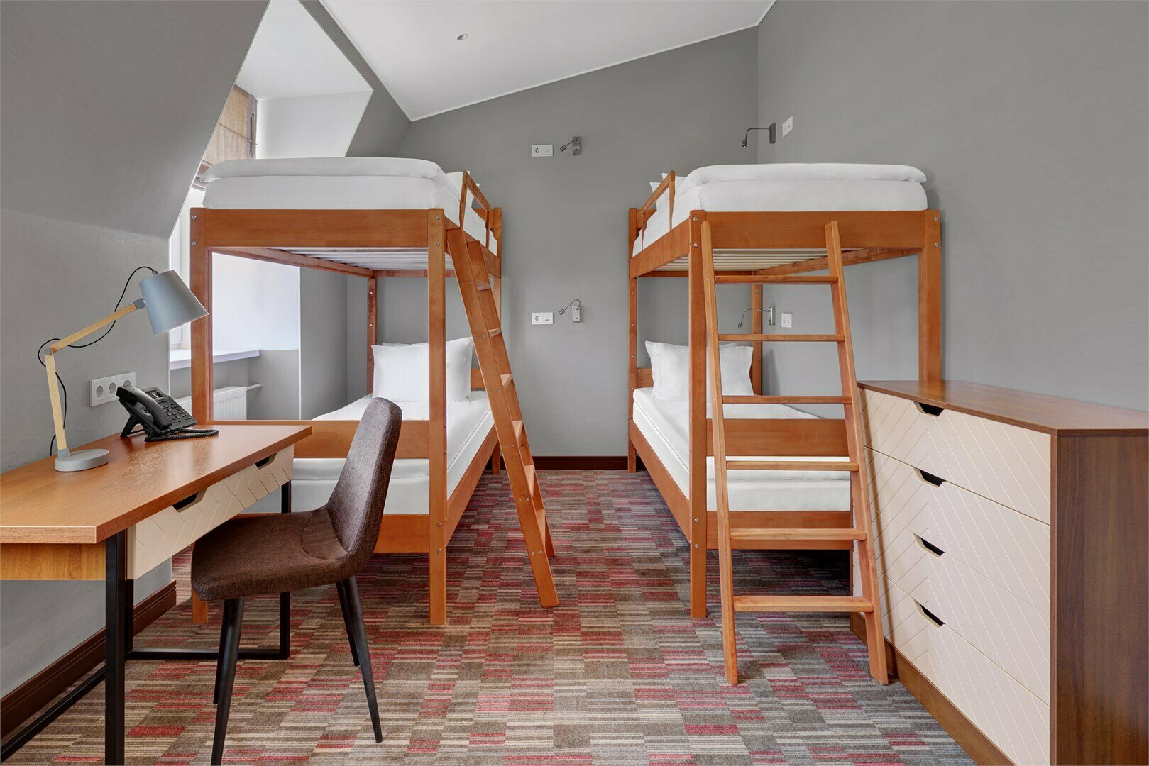 Номер Студия «Кампус» с двумя двухъярусными кроватями