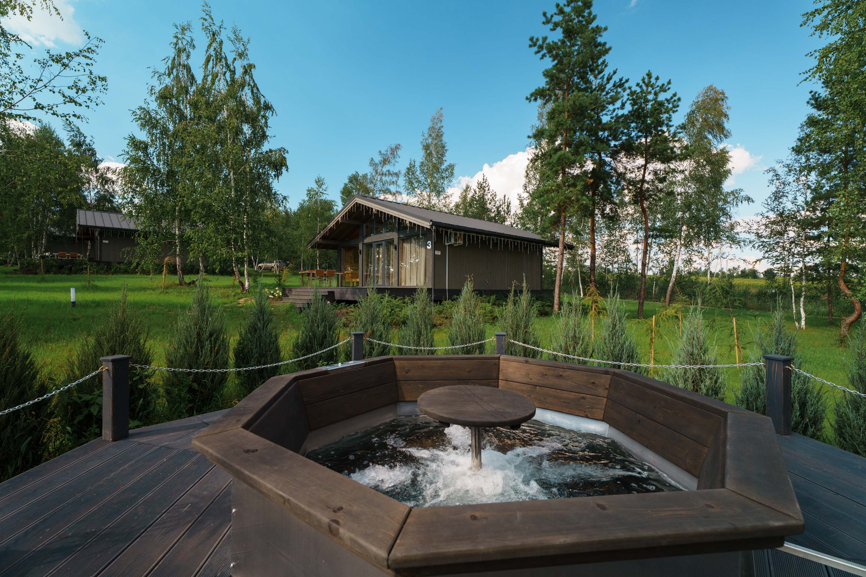 Коттедж (4+2) с мангалом