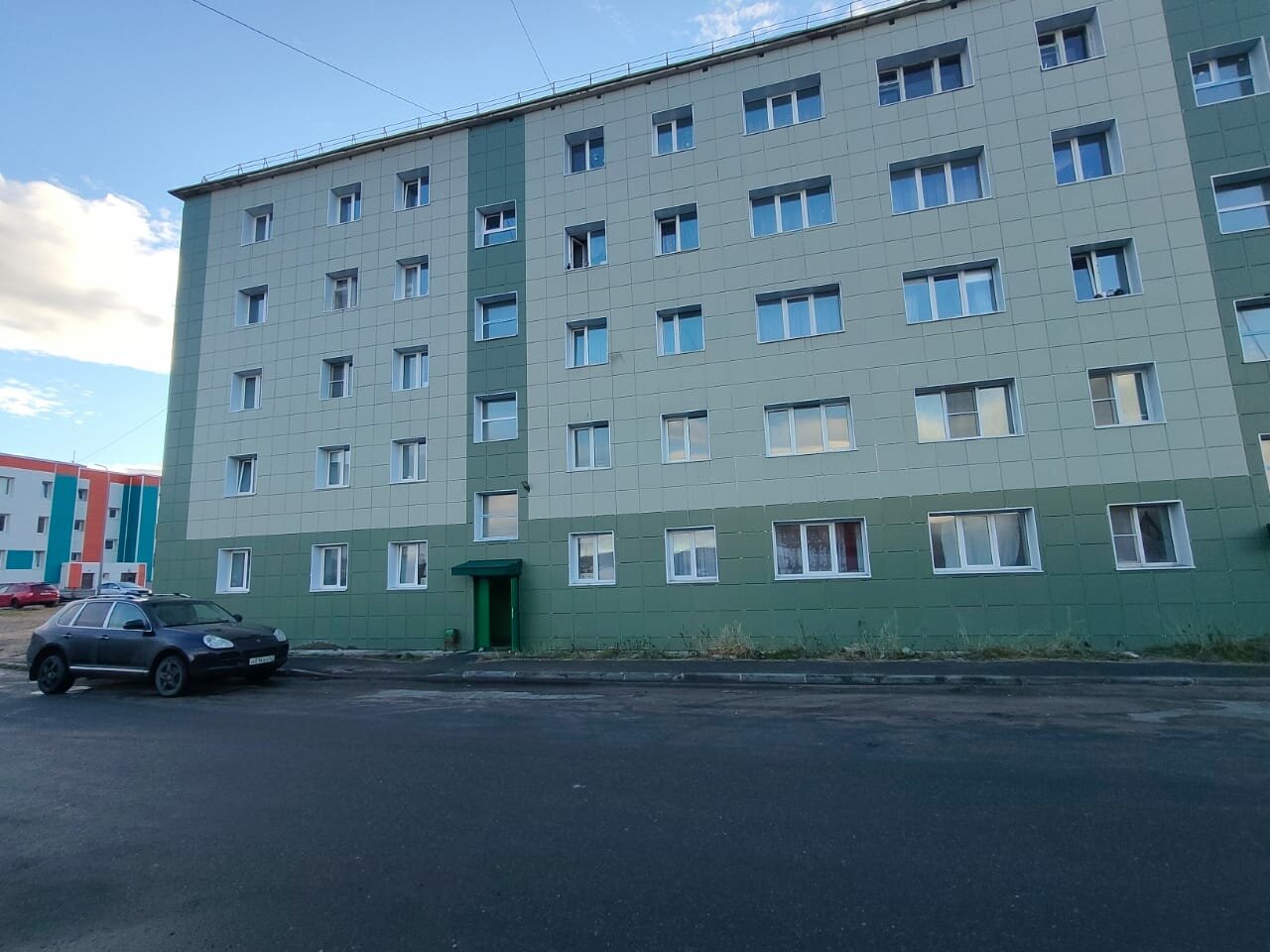 Двухместный номер с 2 отдельными кроватями и общим туалетом