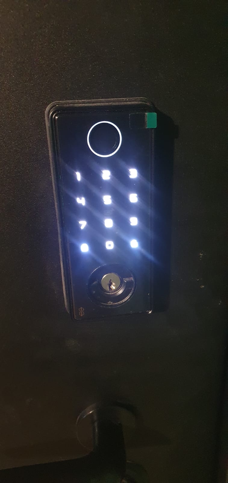 Двухместный номер с 1 кроватью и общим туалетом