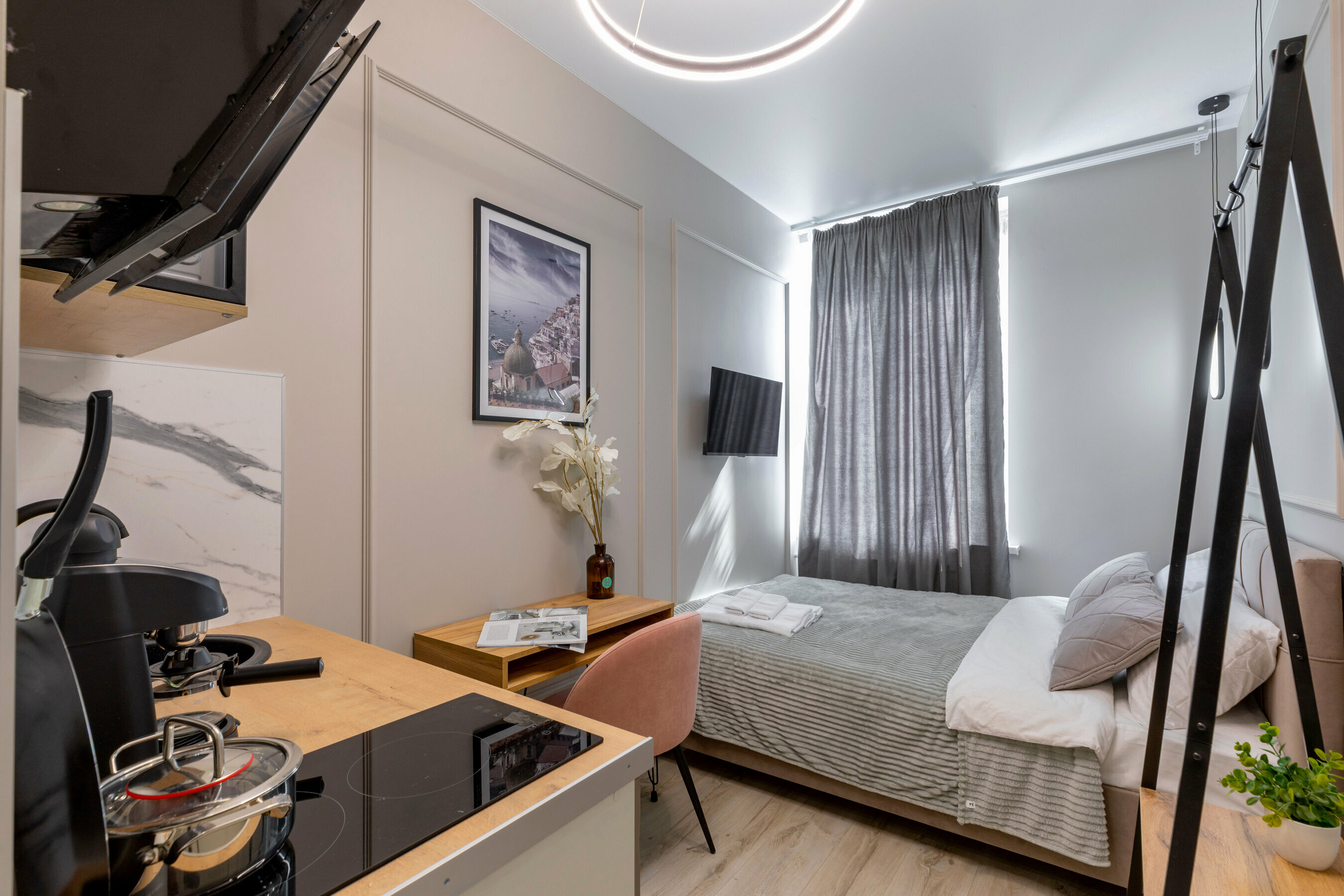 Стандартный двухместный номер с одной кроватью