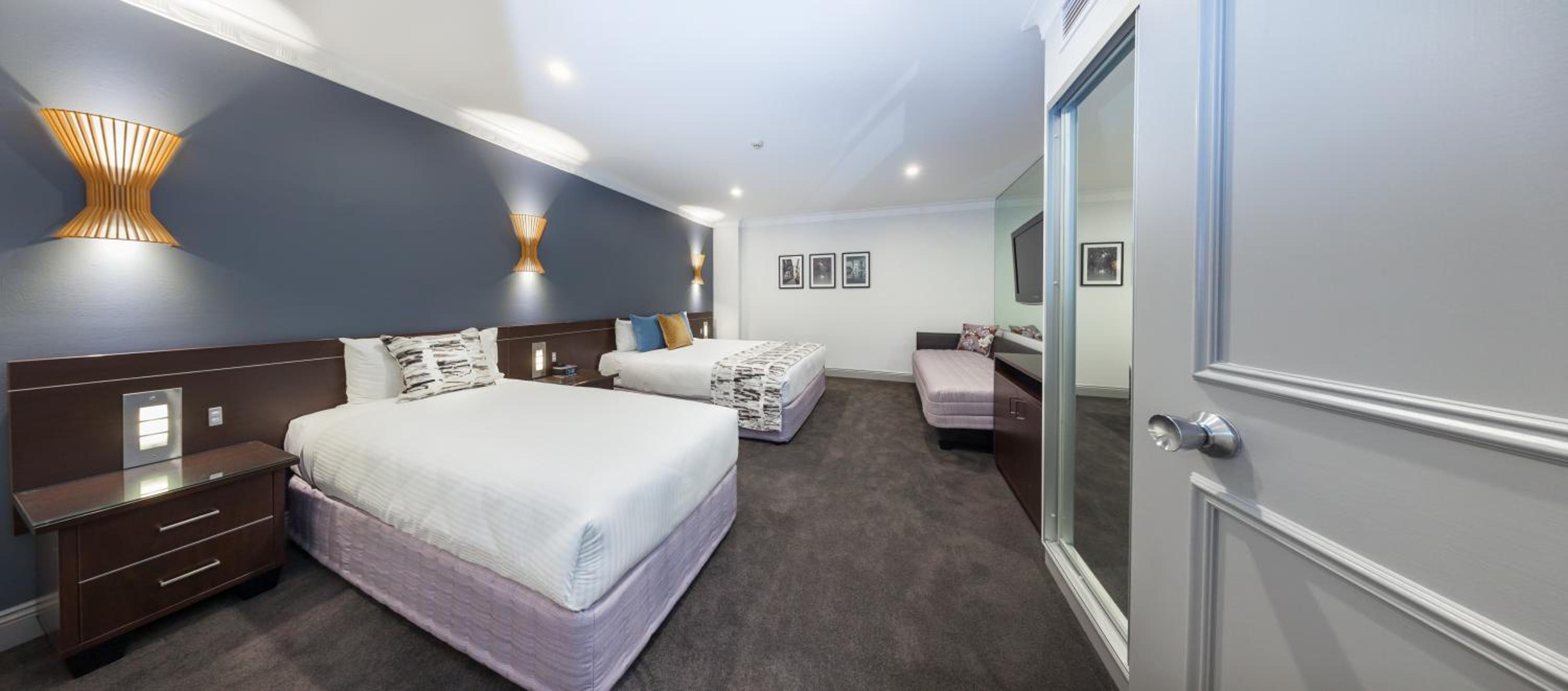 Two-Bedroom Apartment 401 (5 Adults)